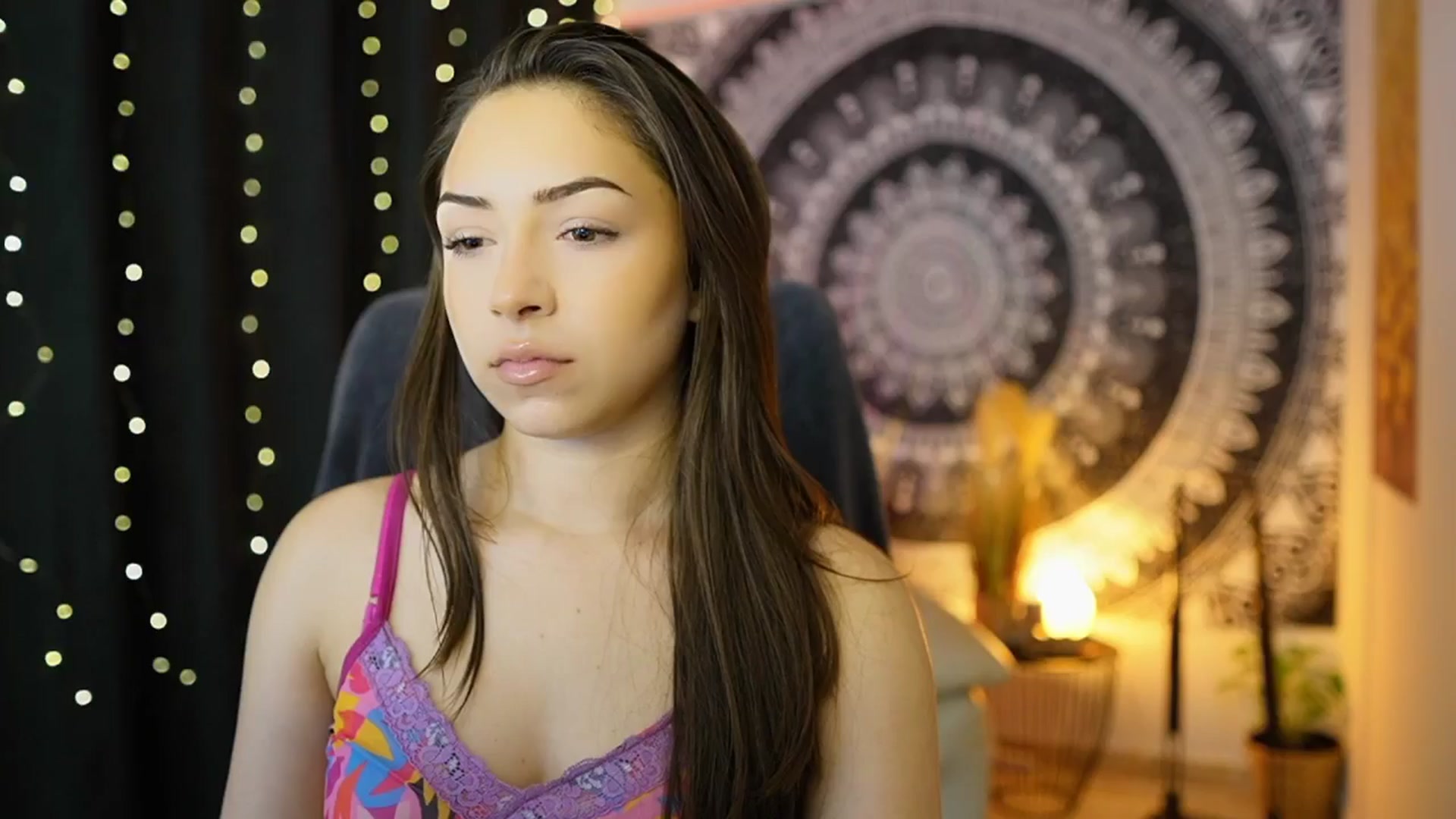 Gallery image thumbnail from Briar__Rose's myfreecams stream on, 05/25/2024, 17:54 image 10 of 20