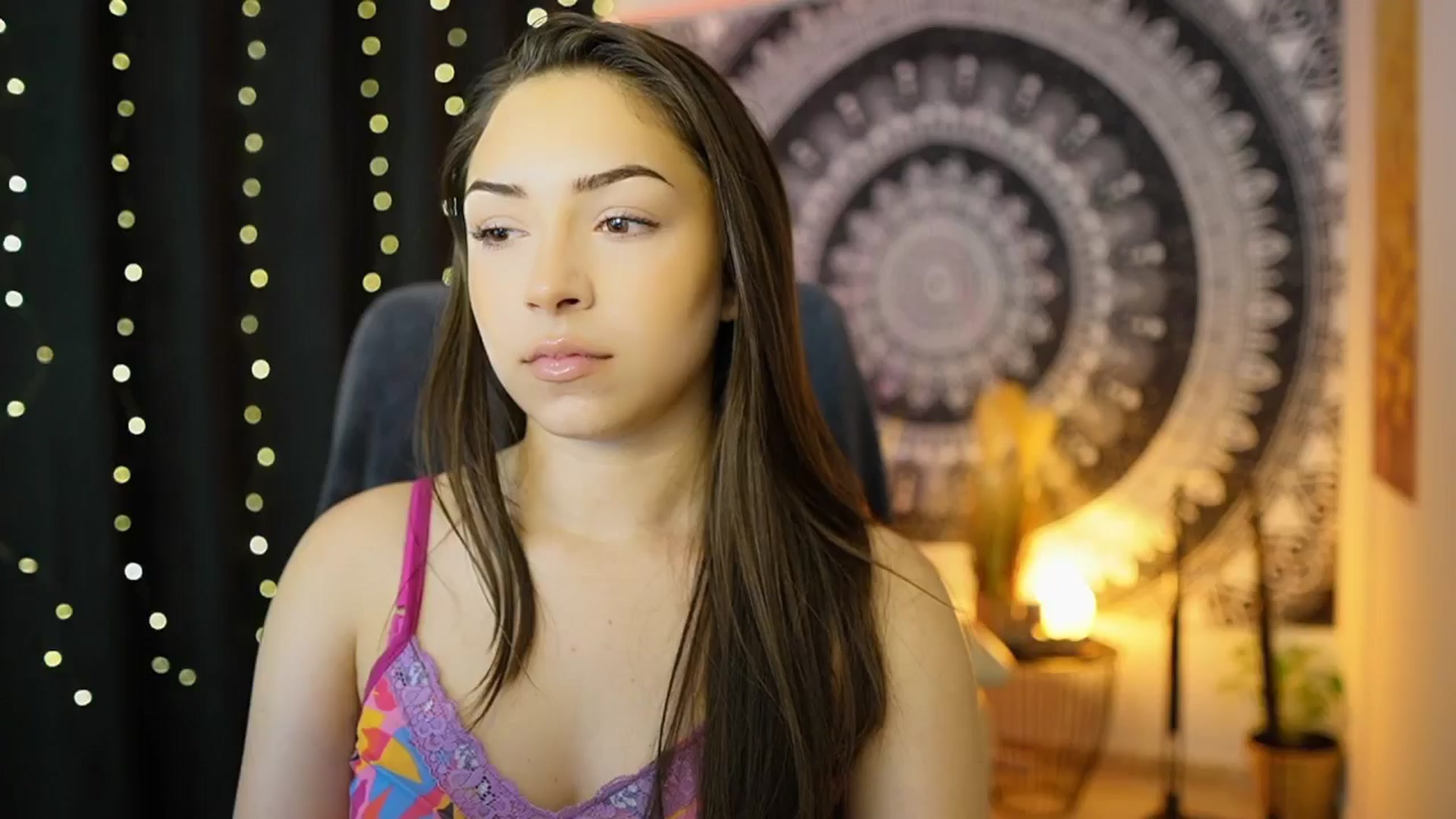 Gallery image thumbnail from Briar__Rose's myfreecams stream on, 05/25/2024, 17:54 image 4 of 20