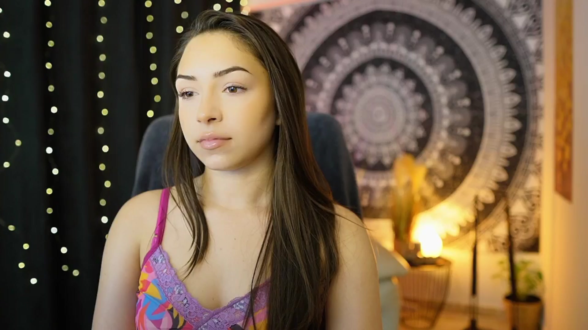 Gallery image thumbnail from Briar__Rose's myfreecams stream on, 05/25/2024, 17:54 image 3 of 20