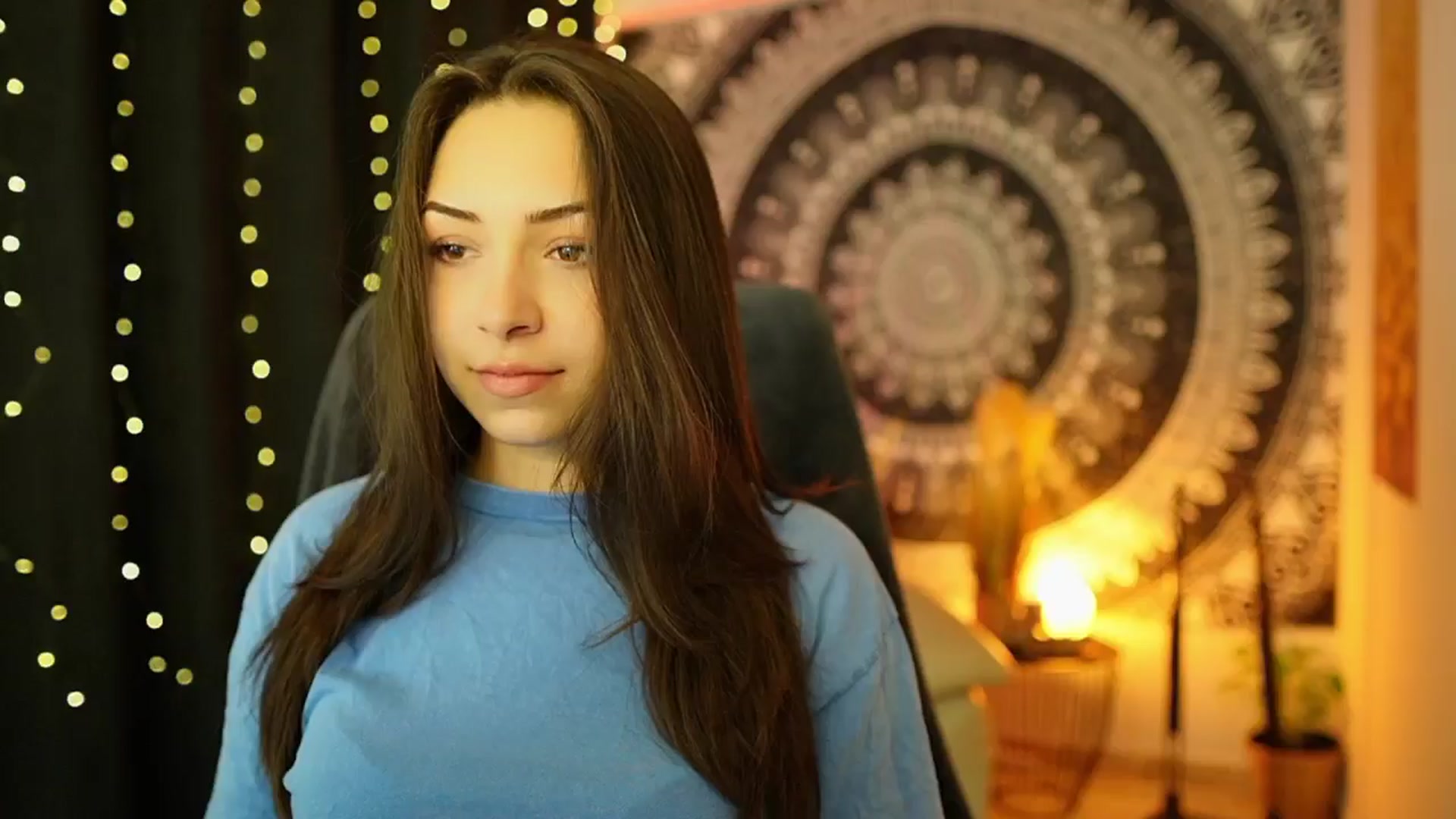 Gallery image thumbnail from Briar__Rose's myfreecams stream on, 05/26/2024, 16:18 image 18 of 20