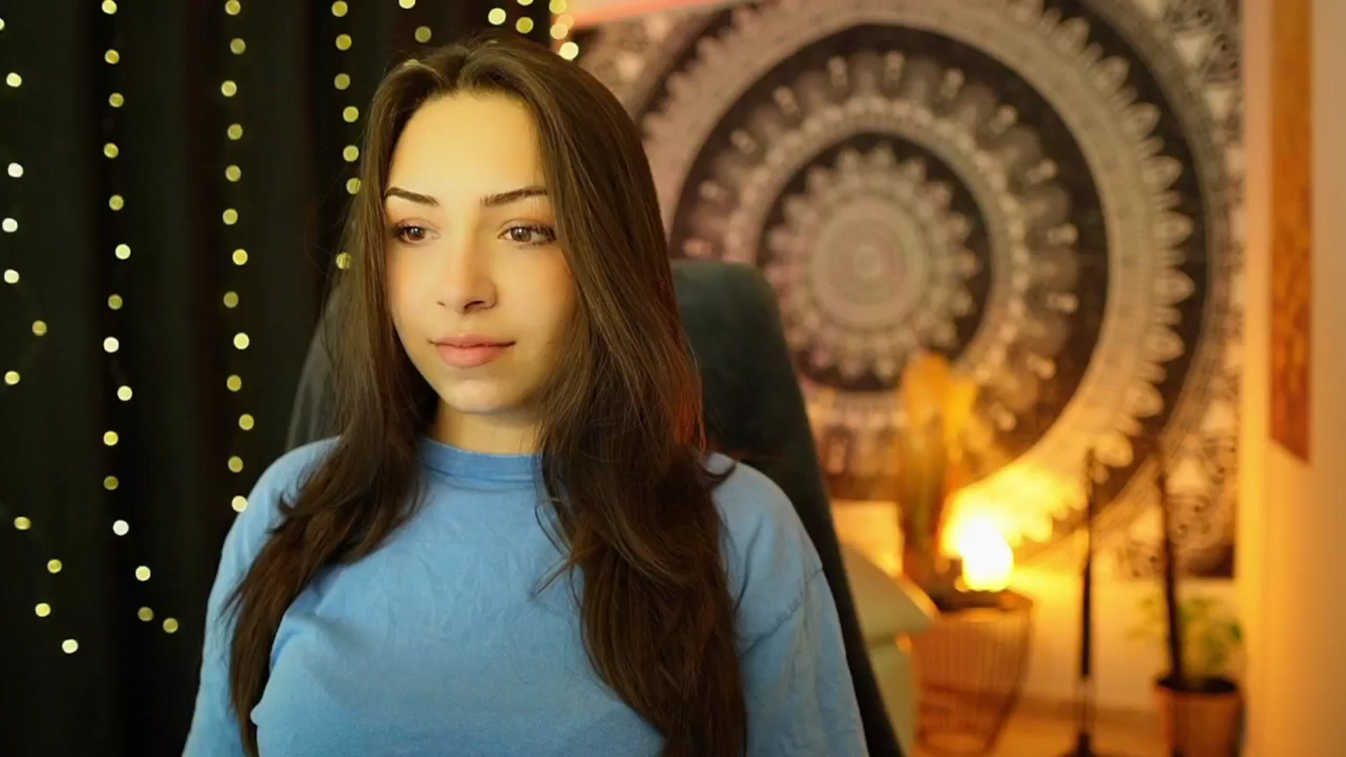 Gallery image thumbnail from Briar__Rose's myfreecams stream on, 05/26/2024, 16:18 image 16 of 20