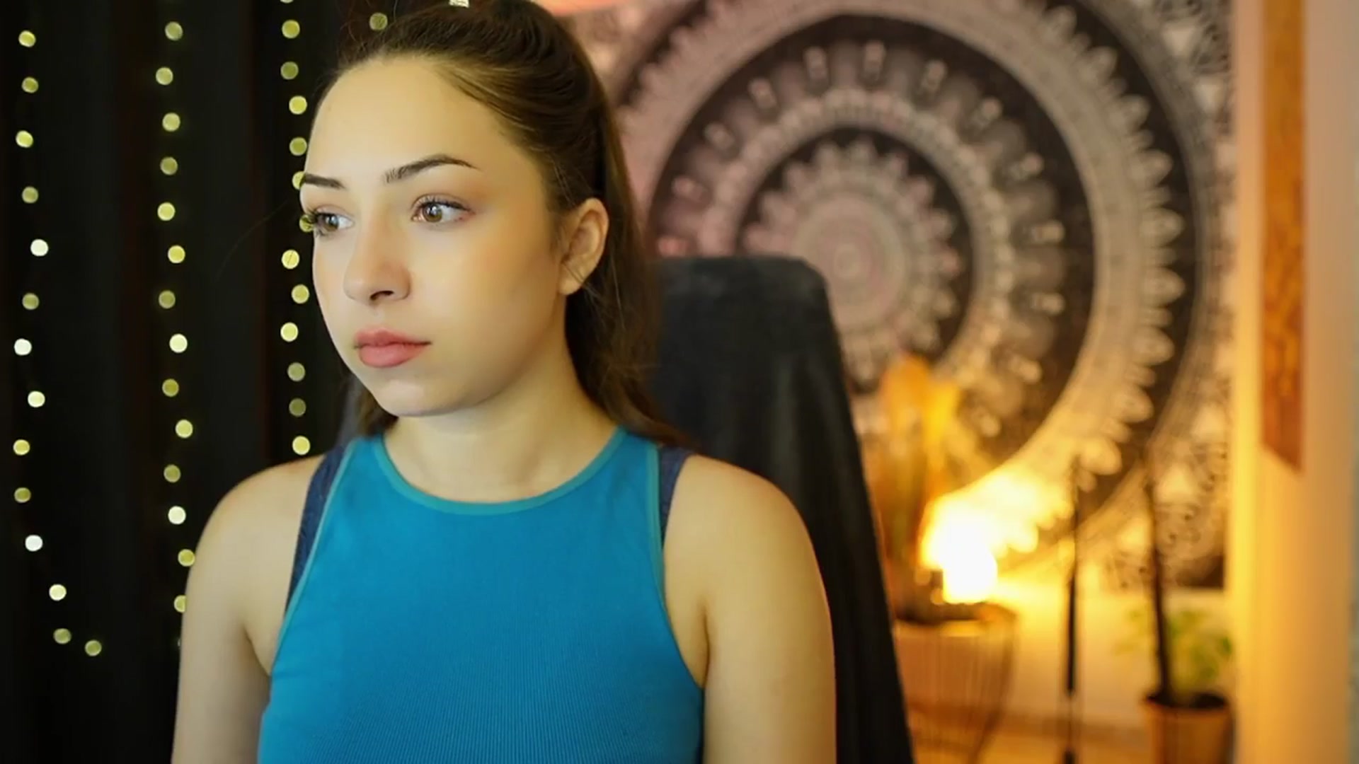 Gallery image thumbnail from Briar__Rose's myfreecams stream on, 05/29/2024, 13:38 image 6 of 20