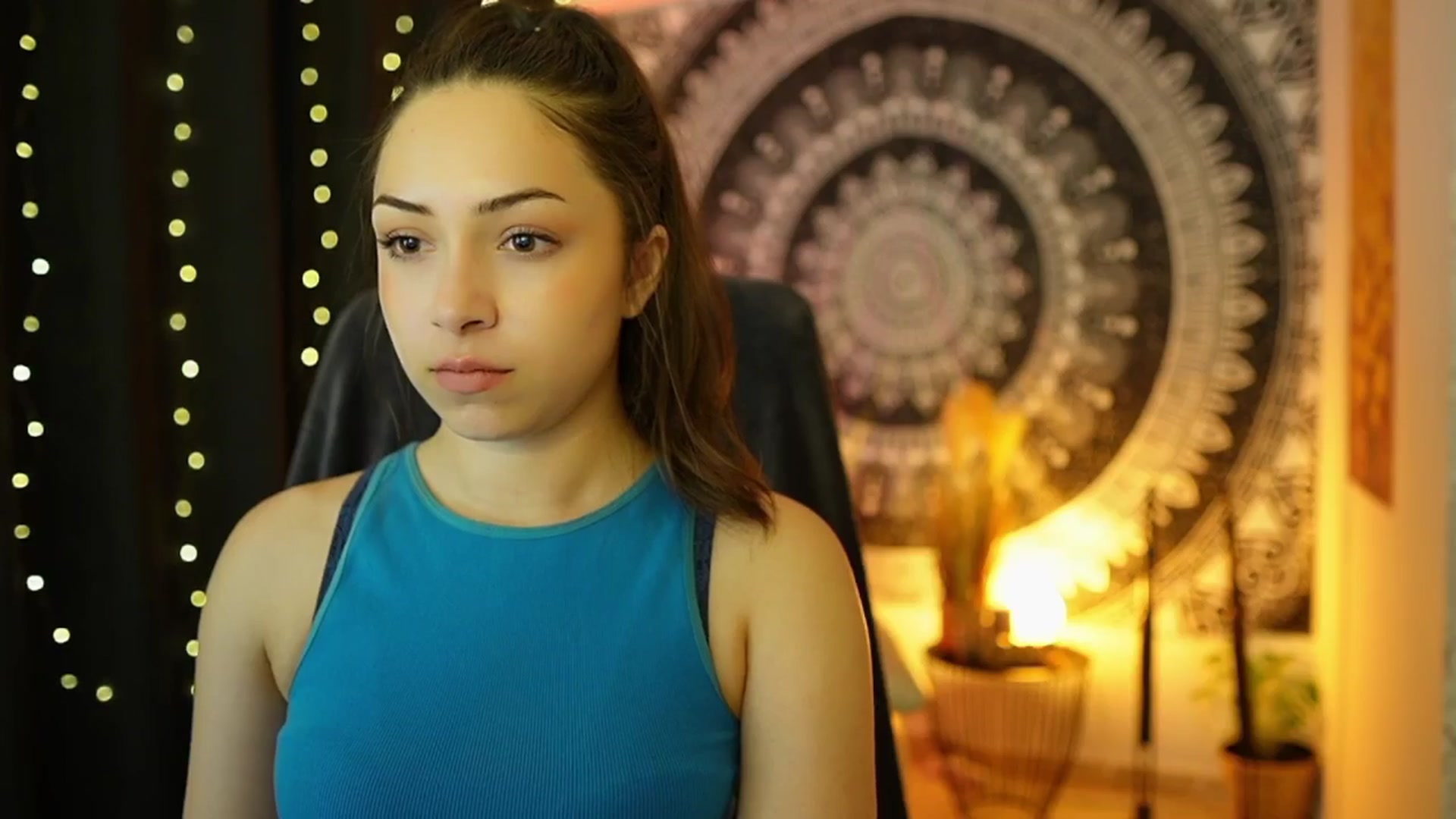 Gallery image thumbnail from Briar__Rose's myfreecams stream on, 05/29/2024, 16:40 image 19 of 20