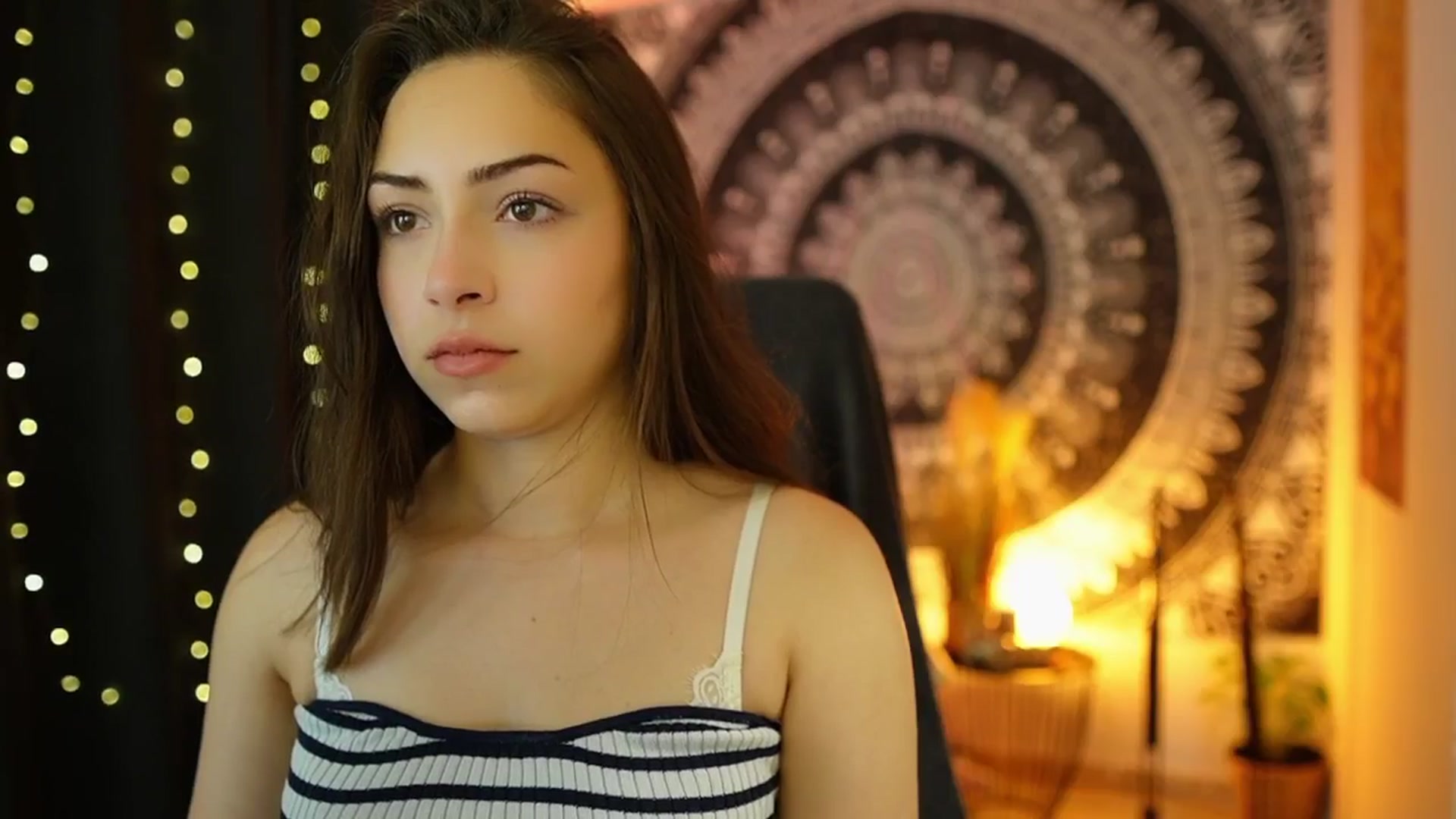 Gallery image thumbnail from Briar__Rose's myfreecams stream on, 05/30/2024, 13:30 image 13 of 20