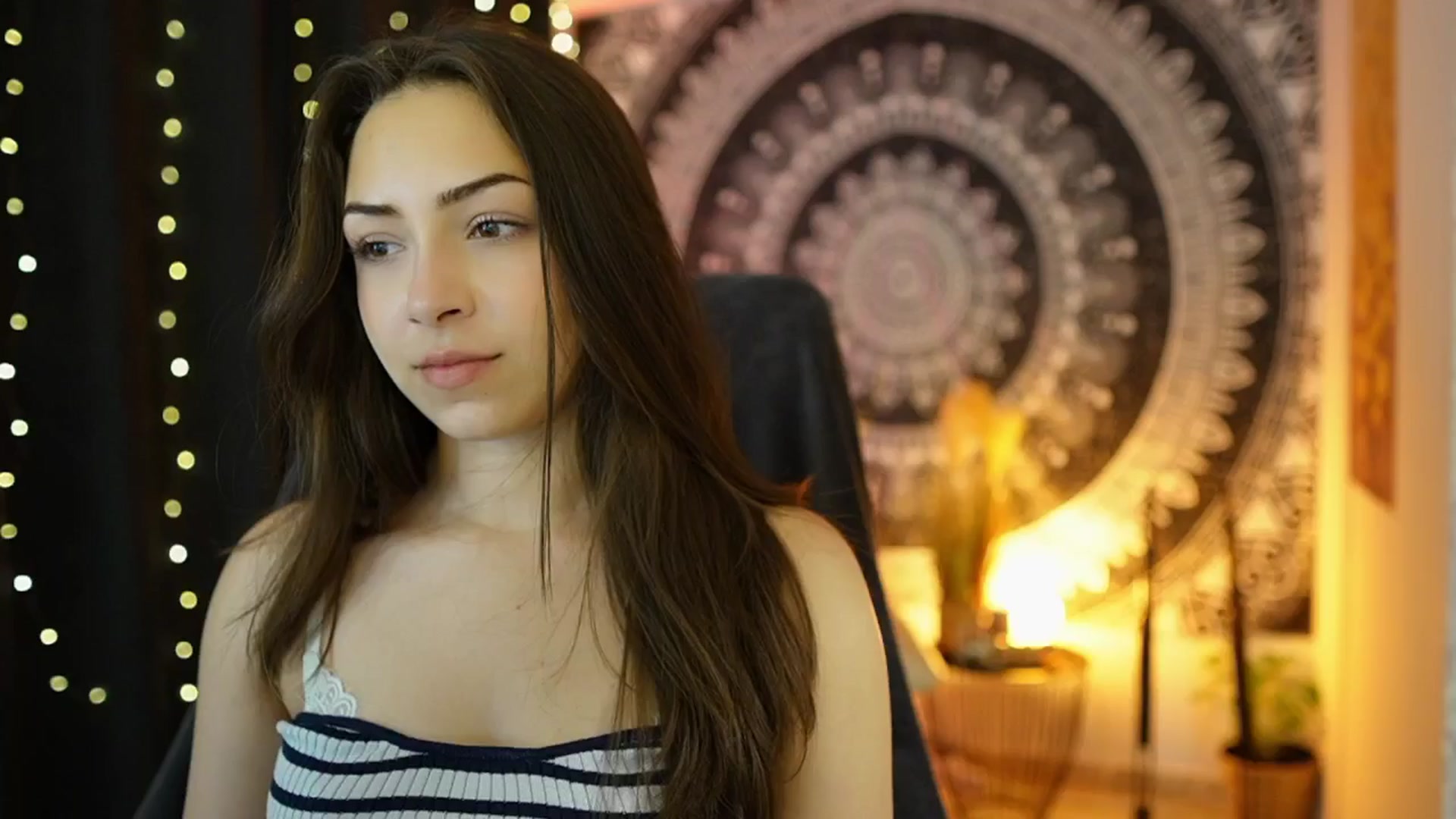 Gallery image thumbnail from Briar__Rose's myfreecams stream on, 05/30/2024, 15:07 image 10 of 20