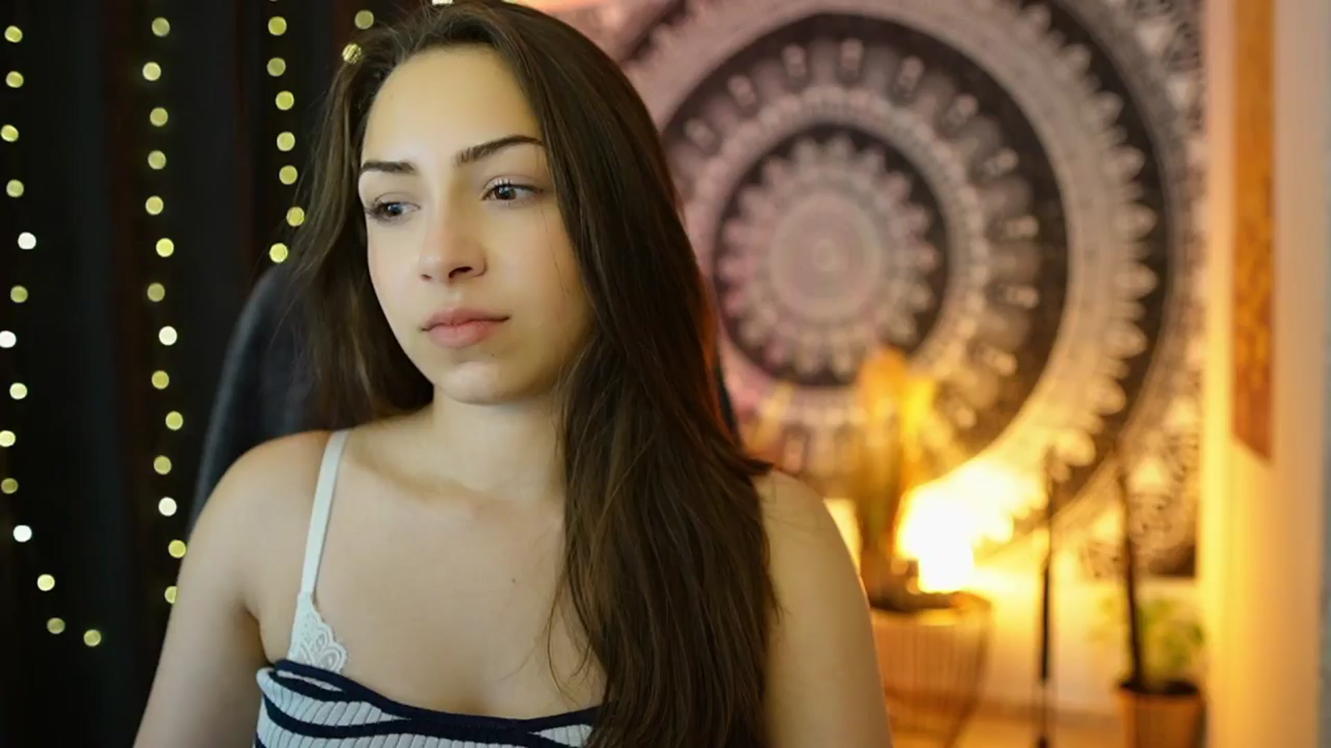 Gallery image thumbnail from Briar__Rose's myfreecams stream on, 05/30/2024, 16:56 image 11 of 20