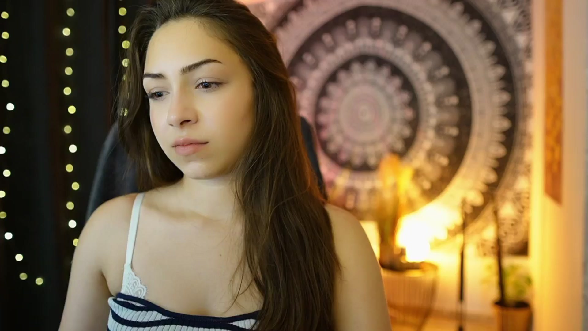 Gallery image thumbnail from Briar__Rose's myfreecams stream on, 05/30/2024, 16:56 image 18 of 20