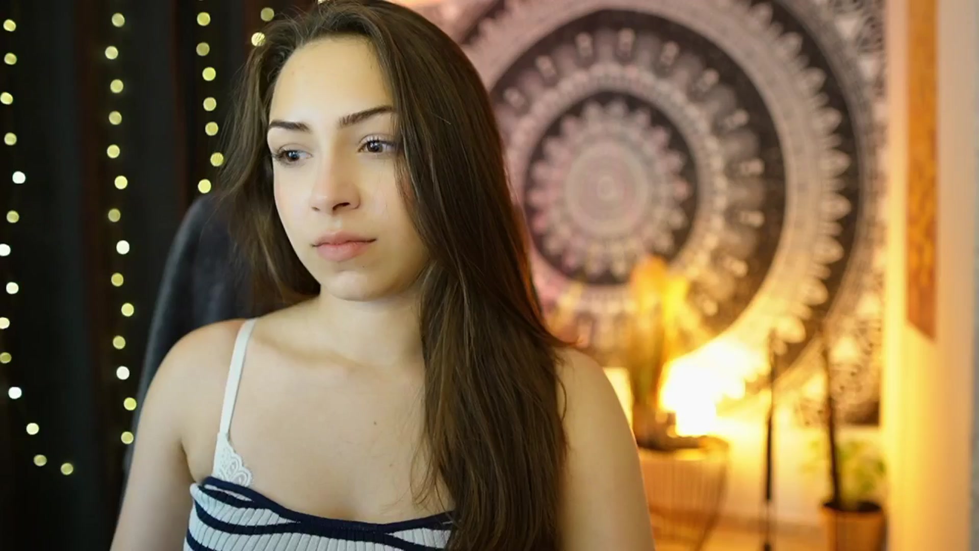 Gallery image thumbnail from Briar__Rose's myfreecams stream on, 05/30/2024, 16:56 image 6 of 20