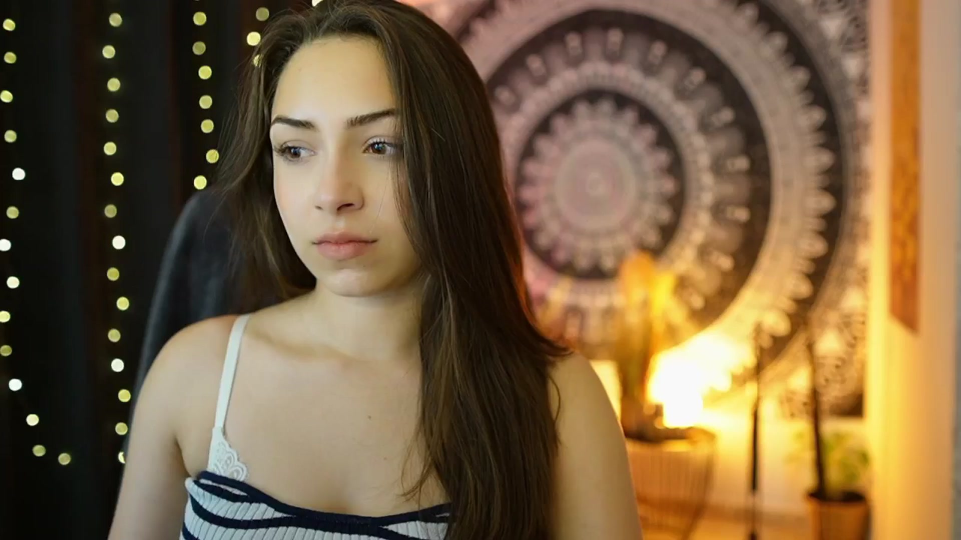 Gallery image thumbnail from Briar__Rose's myfreecams stream on, 05/30/2024, 16:56 image 8 of 20