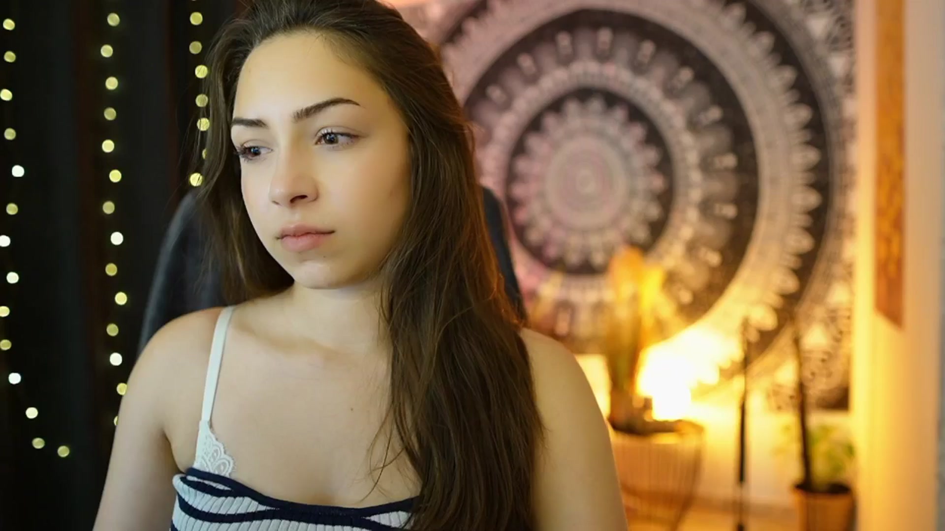 Gallery image thumbnail from Briar__Rose's myfreecams stream on, 05/30/2024, 16:56 image 17 of 20