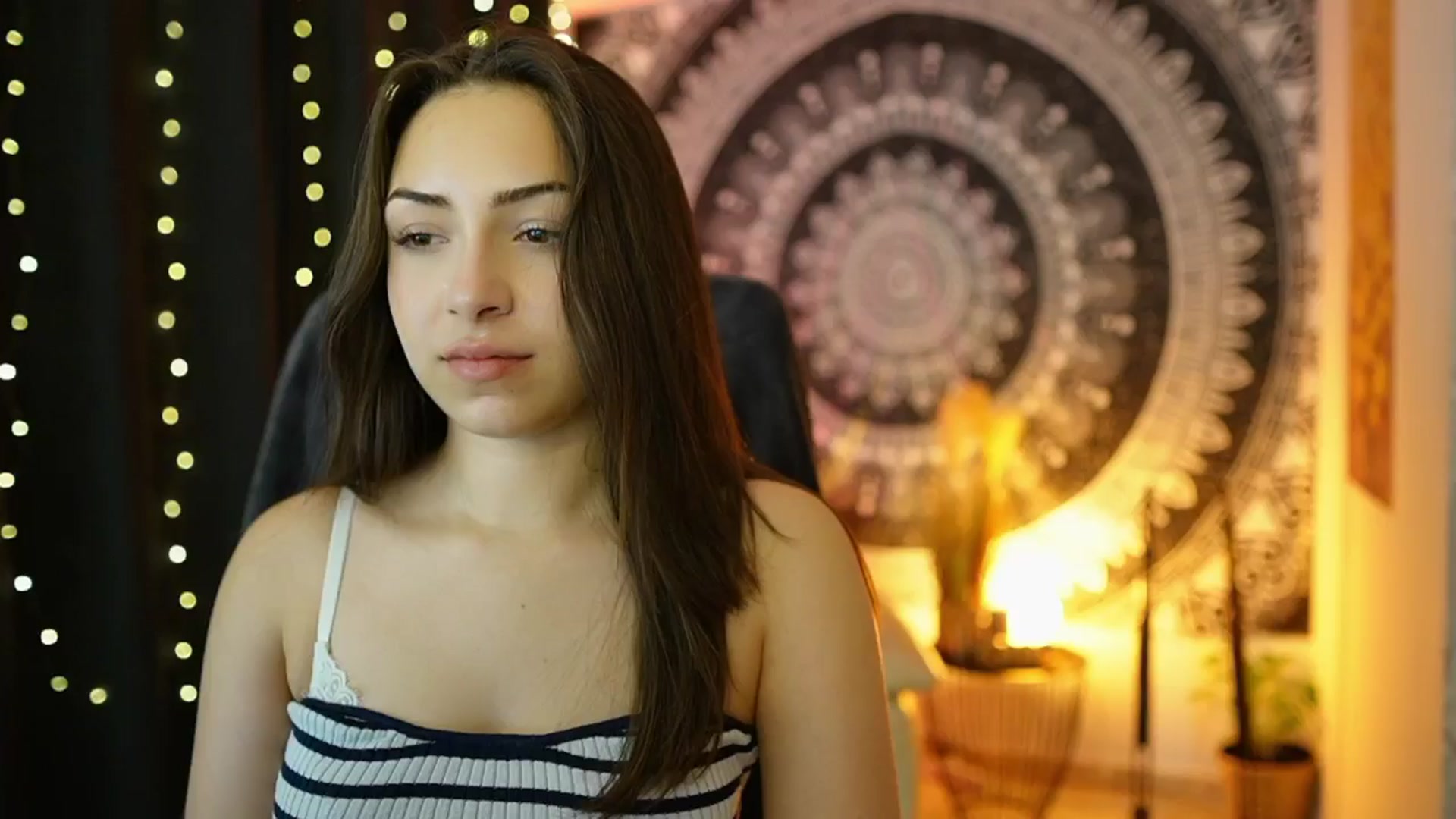 Gallery image thumbnail from Briar__Rose's myfreecams stream on, 05/30/2024, 17:39 image 17 of 20