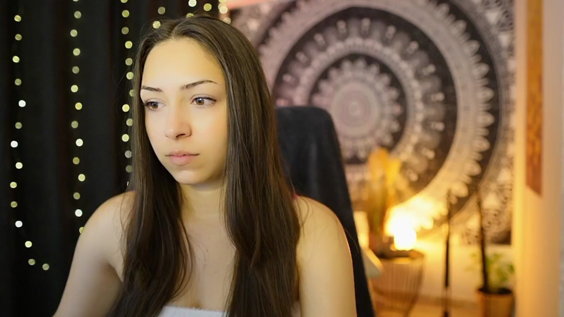 Gallery image thumbnail from Briar__Rose's myfreecams stream on, 06/01/2024, 13:53 image 5 of 20