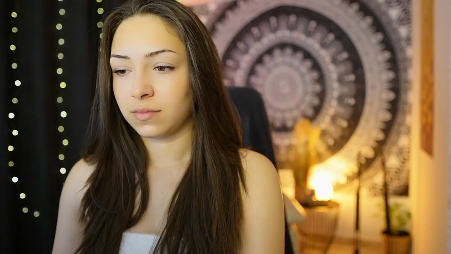 Gallery image thumbnail from Briar__Rose's myfreecams stream on, 06/01/2024, 13:53 image 18 of 20