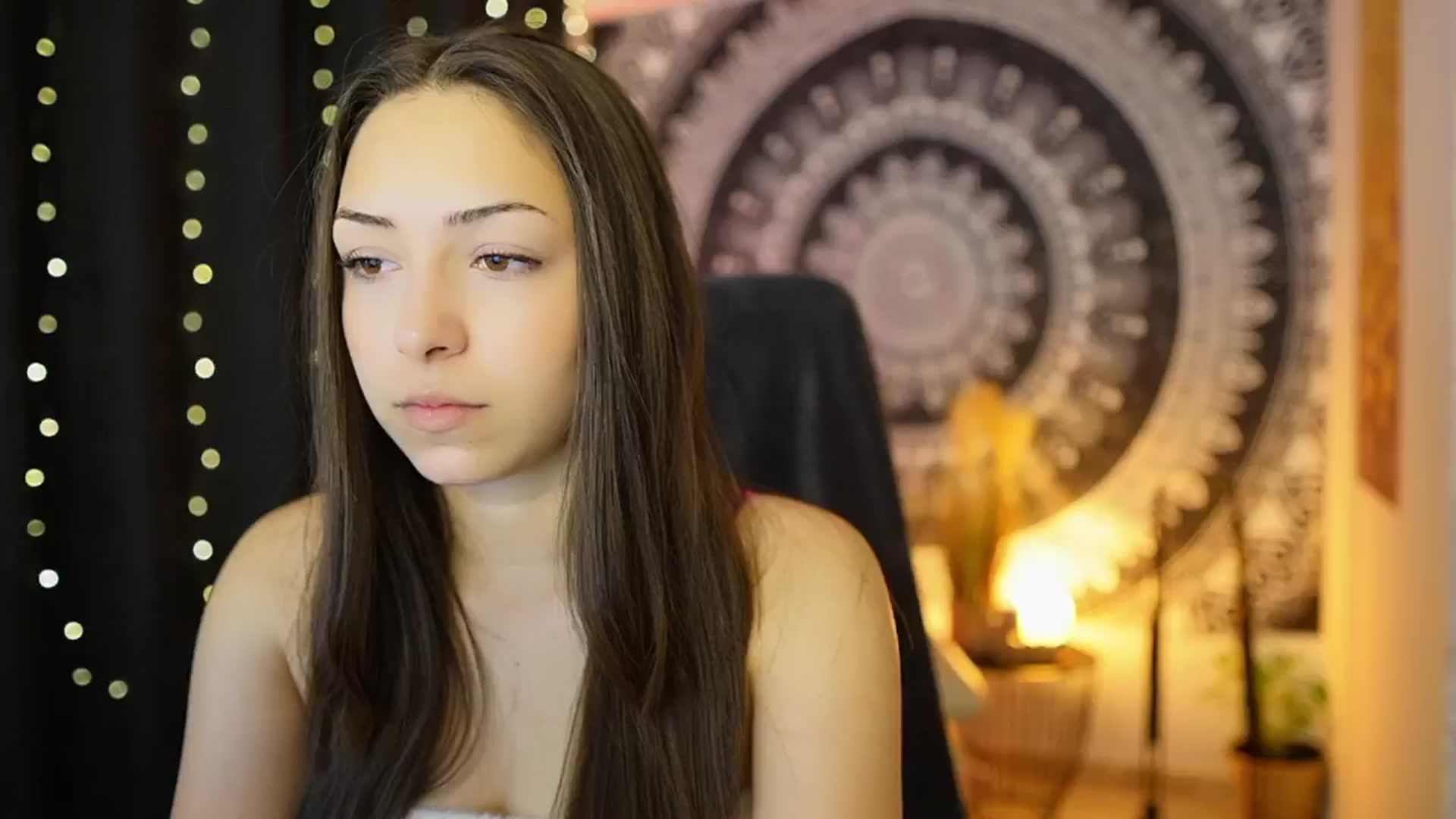 Gallery image thumbnail from Briar__Rose's myfreecams stream on, 06/01/2024, 13:53 image 1 of 20
