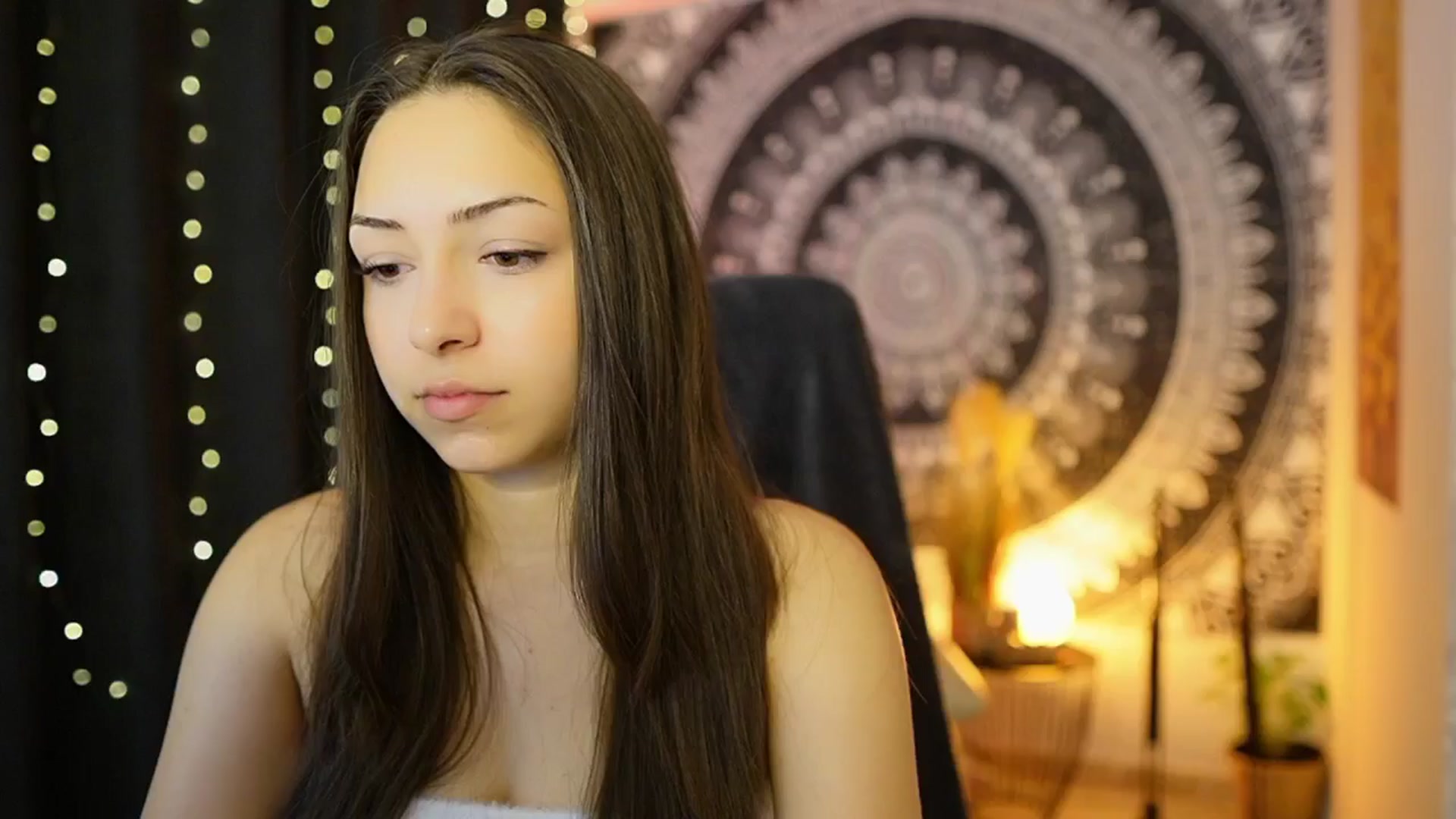 Gallery image thumbnail from Briar__Rose's myfreecams stream on, 06/01/2024, 13:53 image 7 of 20