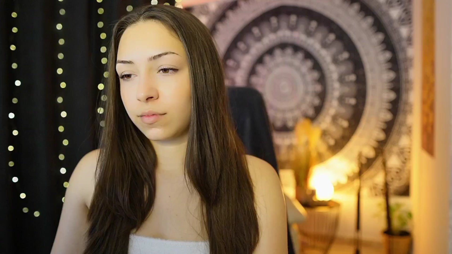 Gallery image thumbnail from Briar__Rose's myfreecams stream on, 06/01/2024, 13:53 image 12 of 20