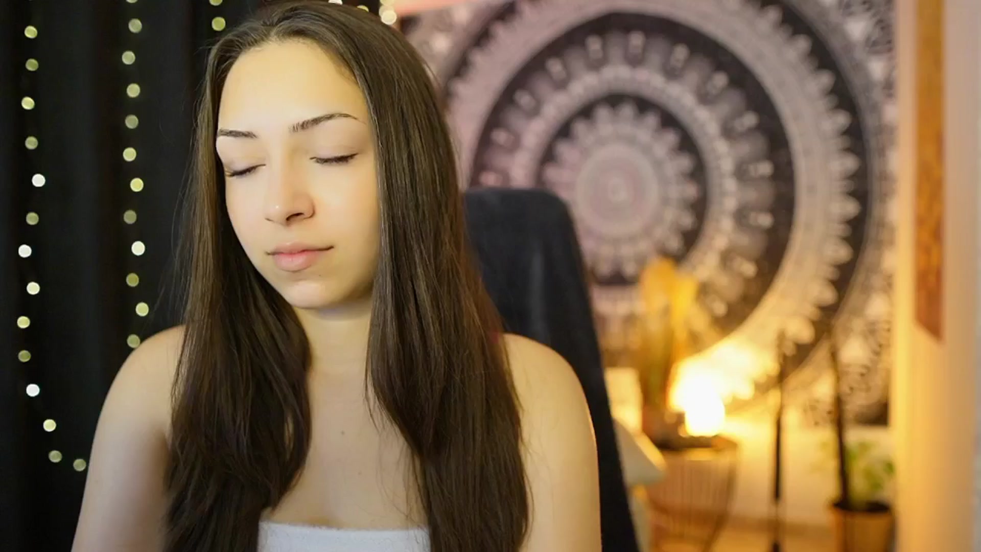 Gallery image thumbnail from Briar__Rose's myfreecams stream on, 06/01/2024, 13:53 image 14 of 20