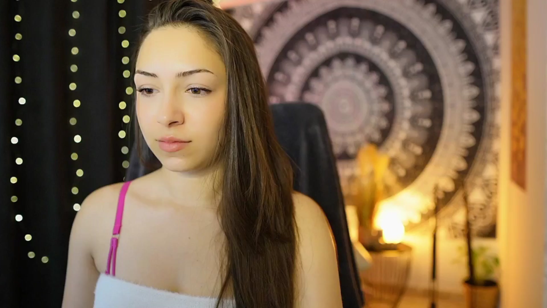 Gallery image thumbnail from Briar__Rose's myfreecams stream on, 06/01/2024, 15:14 image 14 of 20
