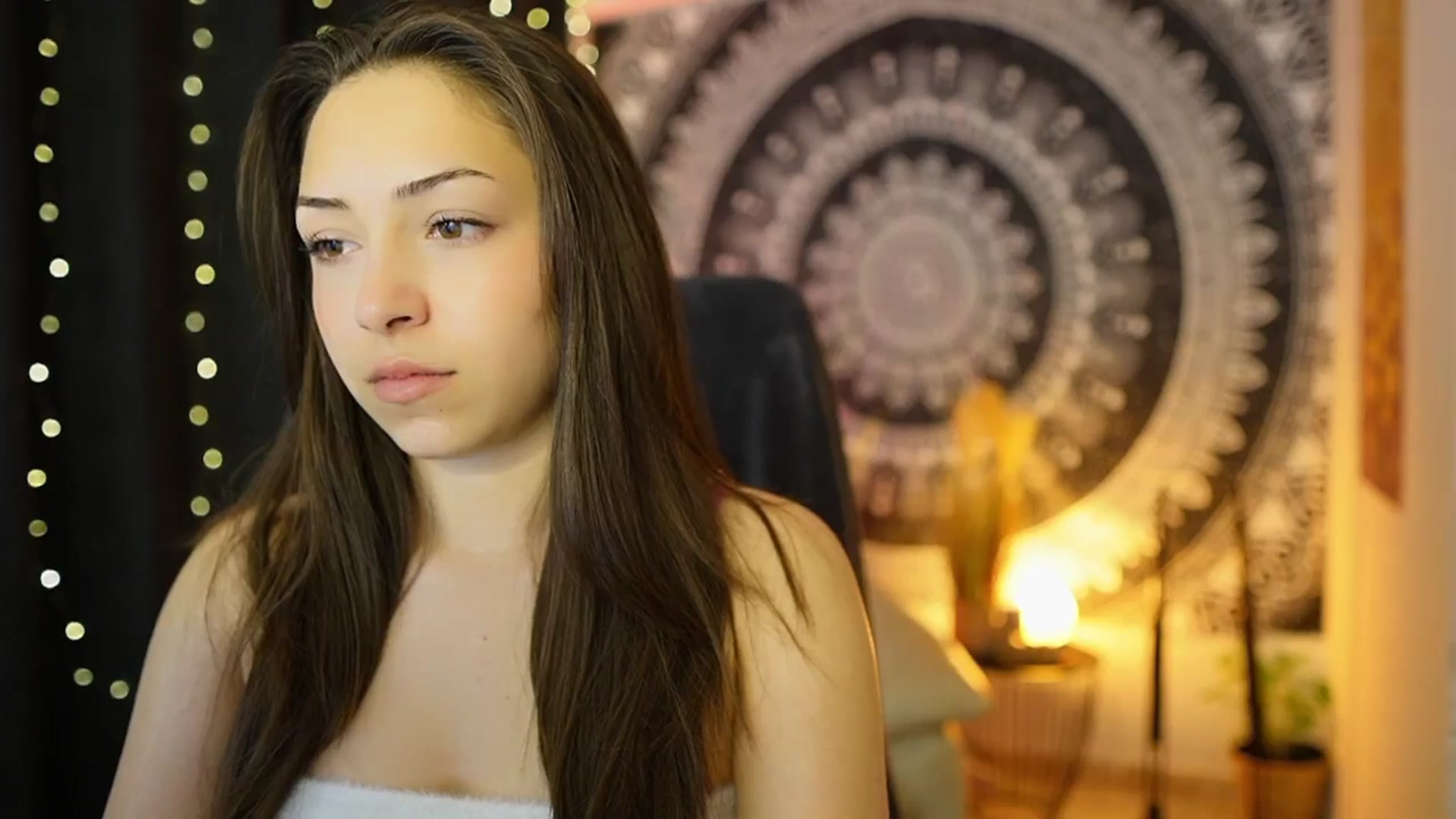 Gallery image thumbnail from Briar__Rose's myfreecams stream on, 06/01/2024, 18:00 image 5 of 20