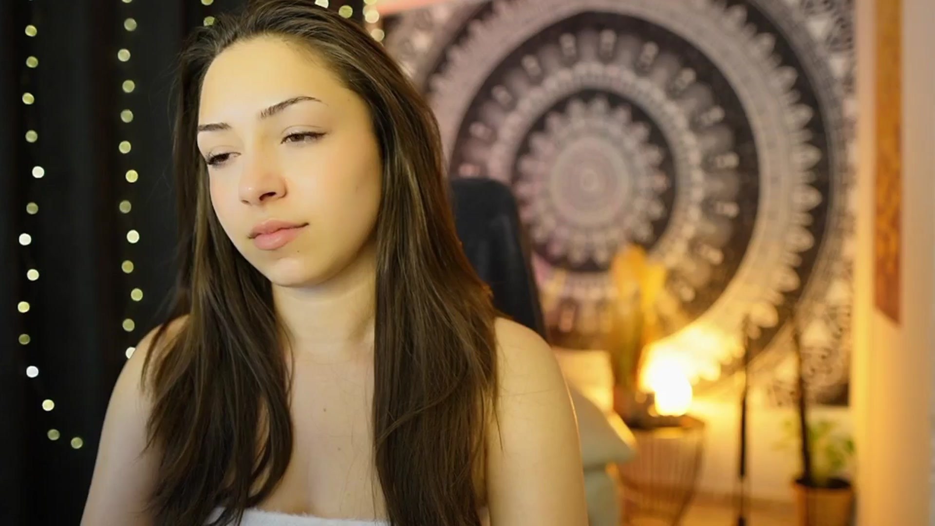 Gallery image thumbnail from Briar__Rose's myfreecams stream on, 06/01/2024, 18:00 image 11 of 20