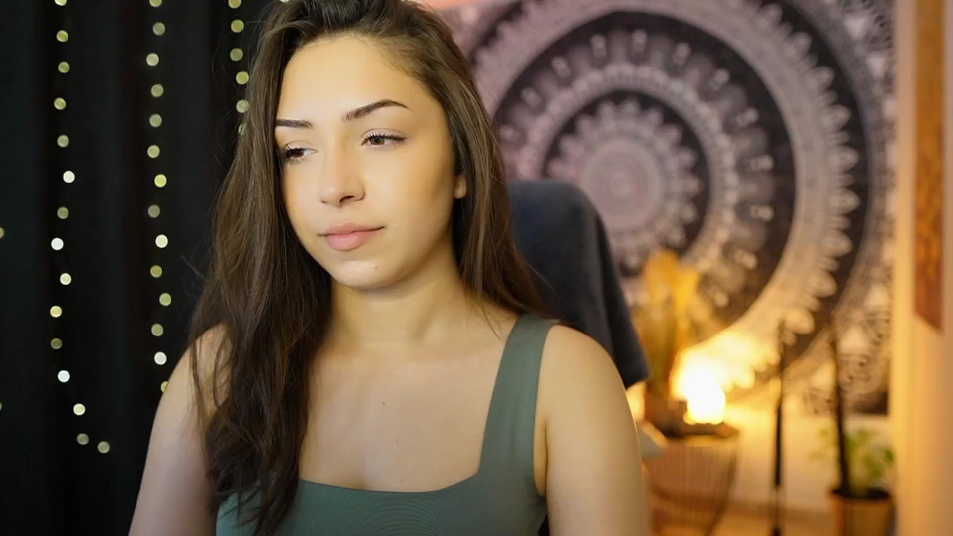 Gallery image thumbnail from Briar__Rose's myfreecams stream on, 06/04/2024, 13:46 image 17 of 20