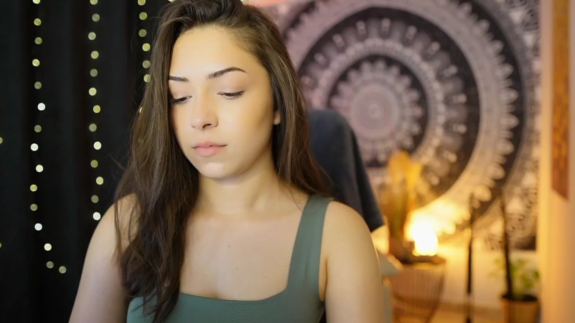 Gallery image thumbnail from Briar__Rose's myfreecams stream on, 06/04/2024, 13:46 image 18 of 20