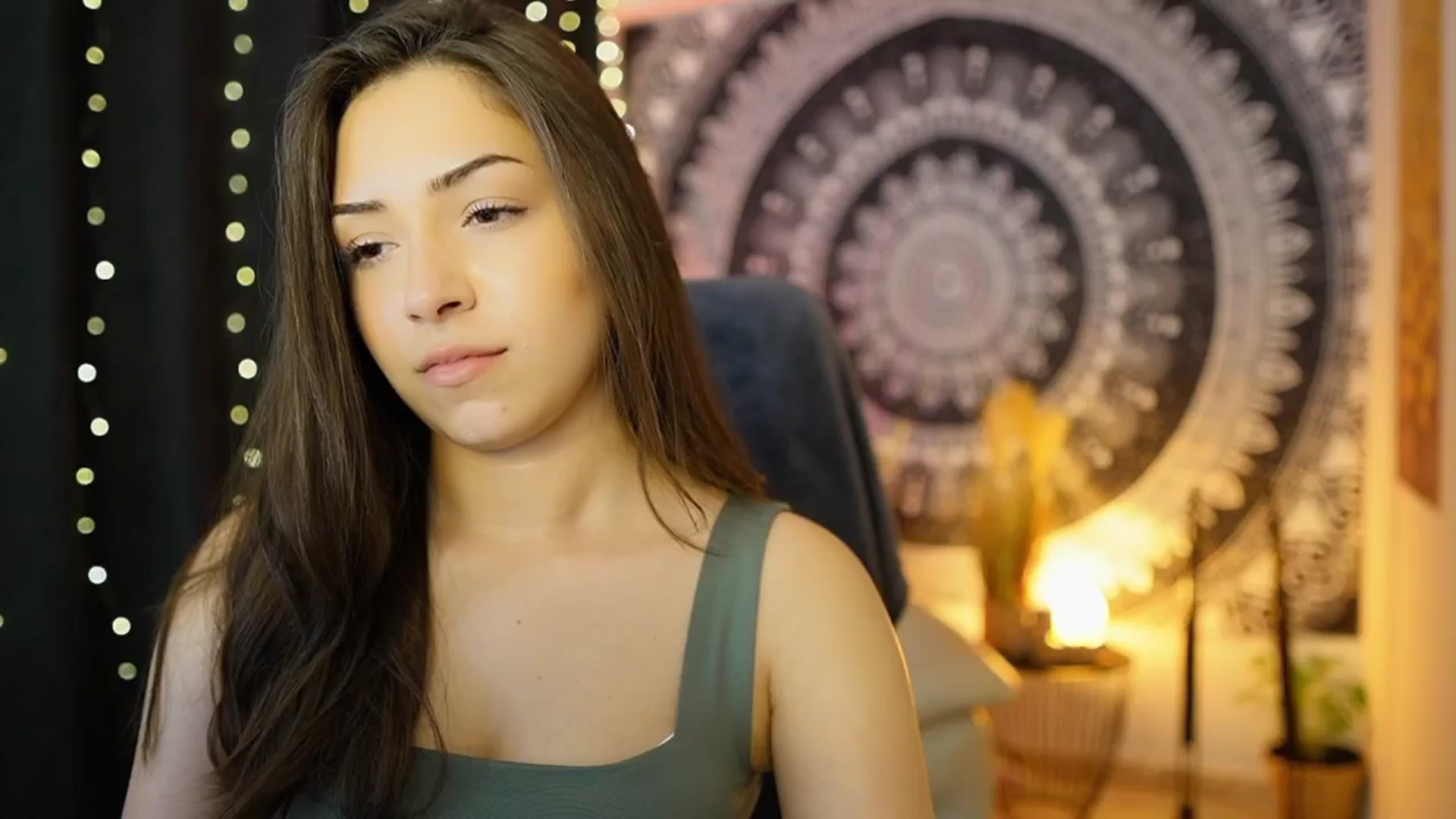 Gallery image thumbnail from Briar__Rose's myfreecams stream on, 06/04/2024, 17:27 image 7 of 20