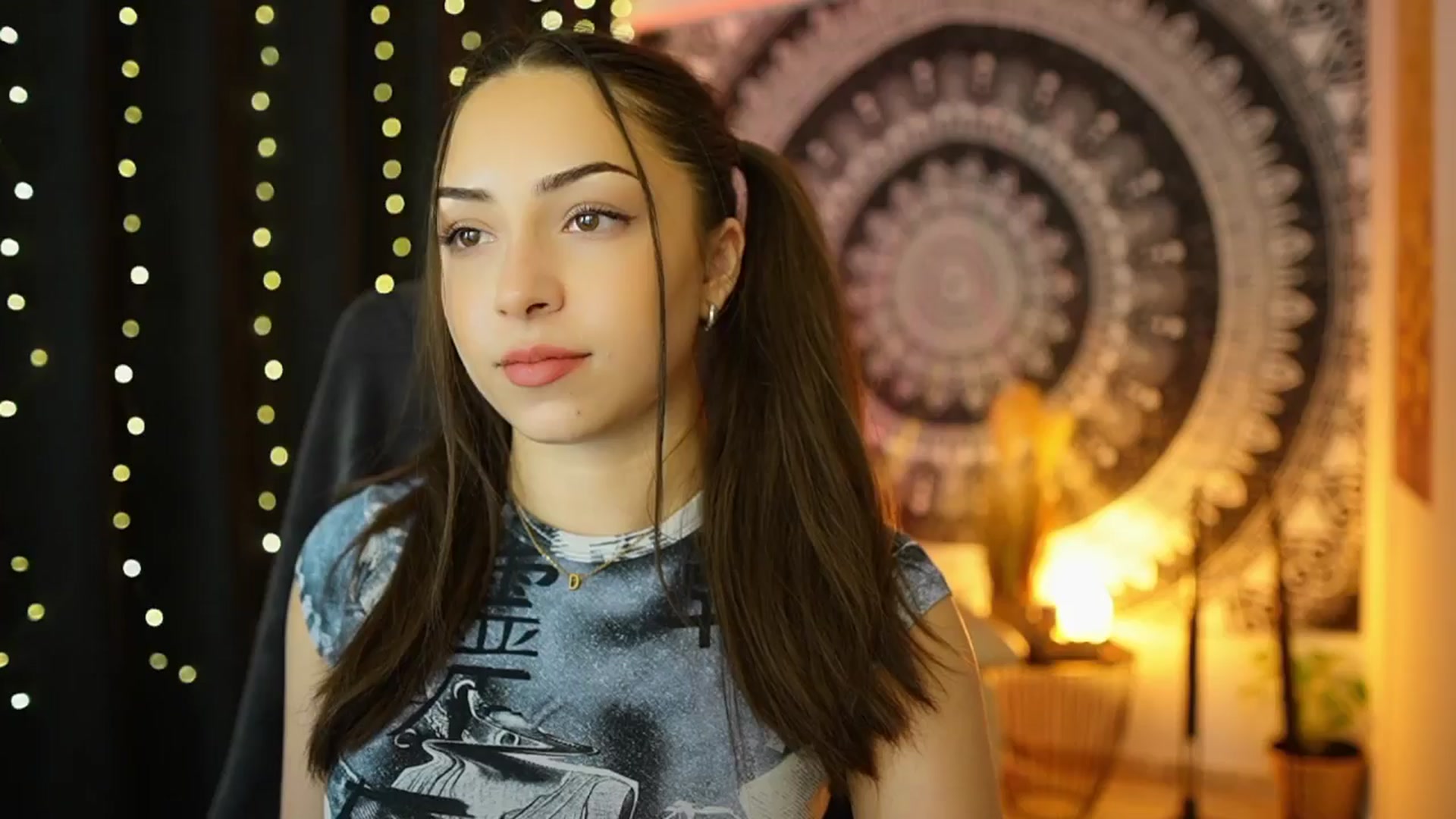 Gallery image thumbnail from Briar__Rose's myfreecams stream on, 06/05/2024, 15:20 image 16 of 20