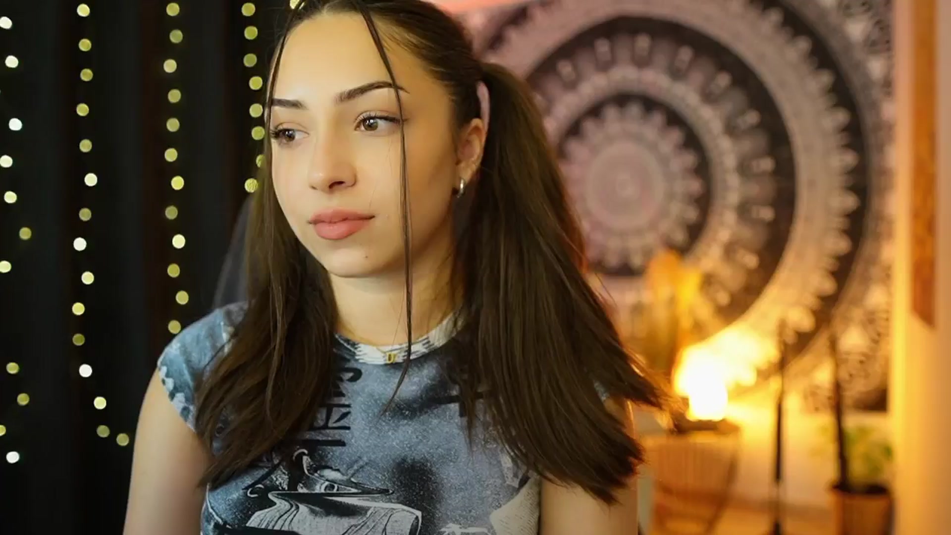 Gallery image thumbnail from Briar__Rose's myfreecams stream on, 06/05/2024, 16:11 image 11 of 20