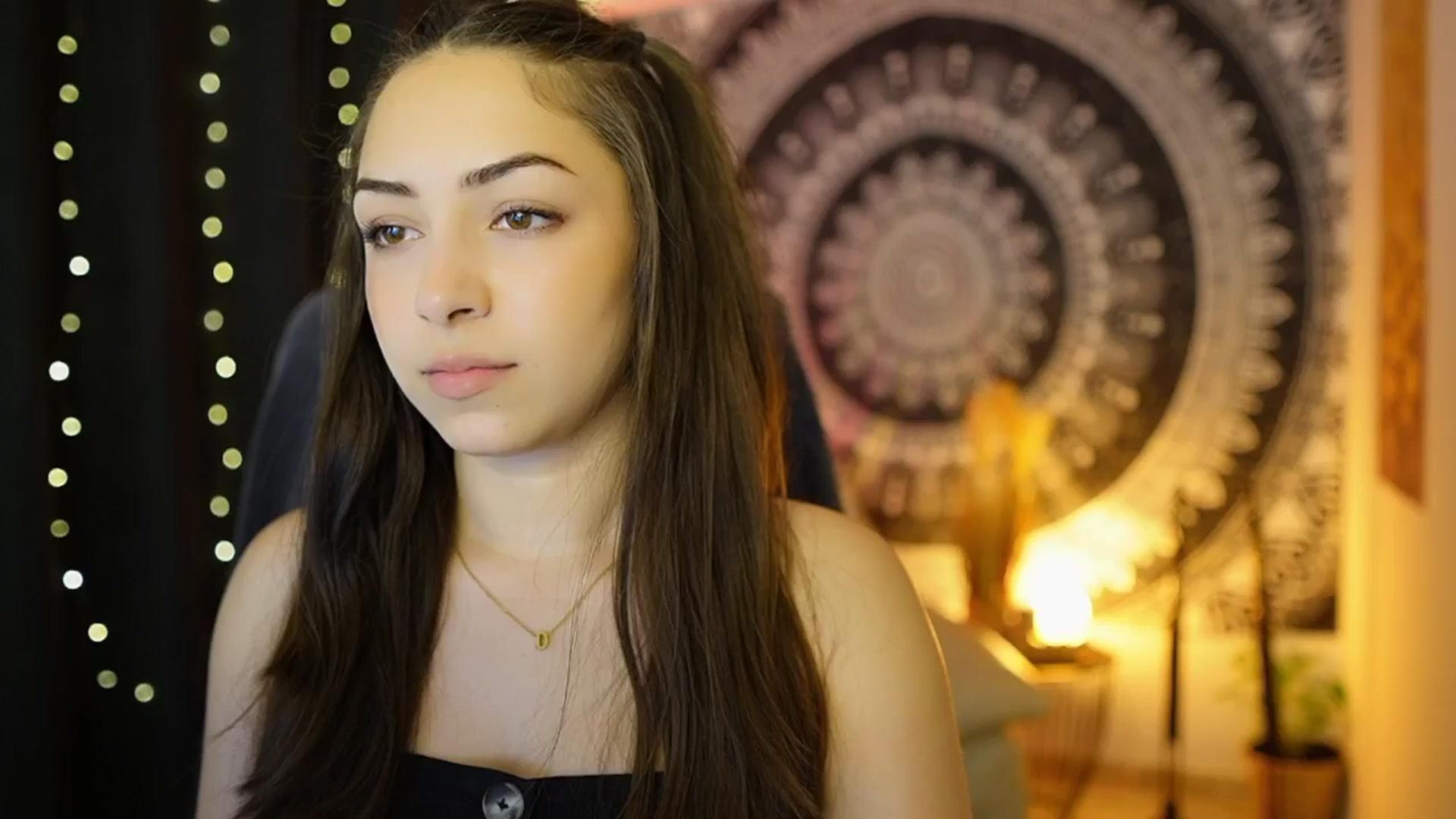 Gallery image thumbnail from Briar__Rose's myfreecams stream on, 06/06/2024, 14:57 image 2 of 20