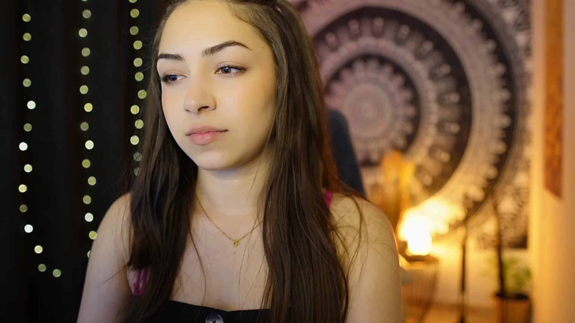Gallery image thumbnail from Briar__Rose's myfreecams stream on, 06/06/2024, 14:57 image 19 of 20