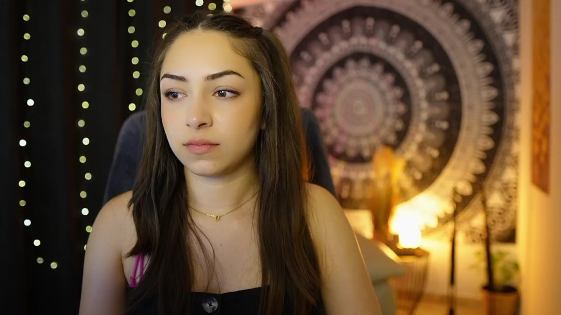 Gallery image thumbnail from Briar__Rose's myfreecams stream on, 06/06/2024, 16:38 image 10 of 20
