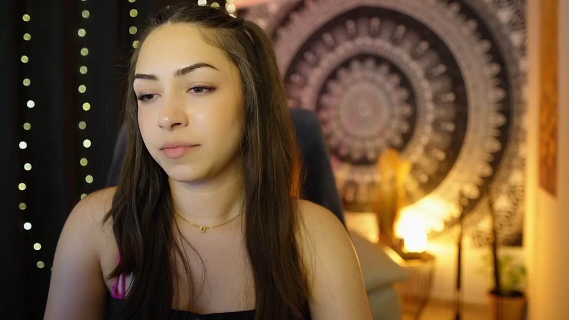 Gallery image thumbnail from Briar__Rose's myfreecams stream on, 06/06/2024, 16:38 image 12 of 20