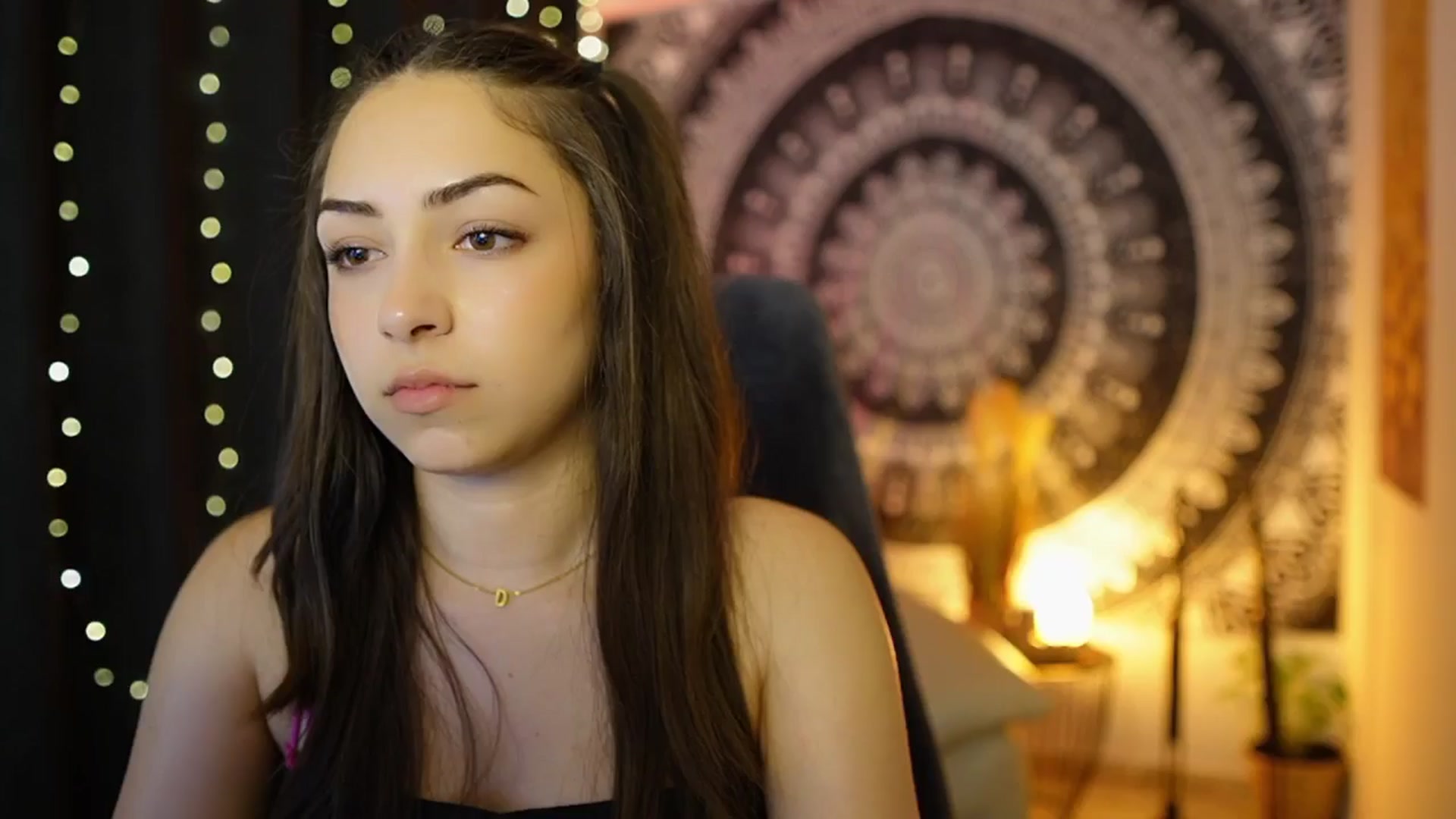 Gallery image thumbnail from Briar__Rose's myfreecams stream on, 06/06/2024, 16:38 image 11 of 20