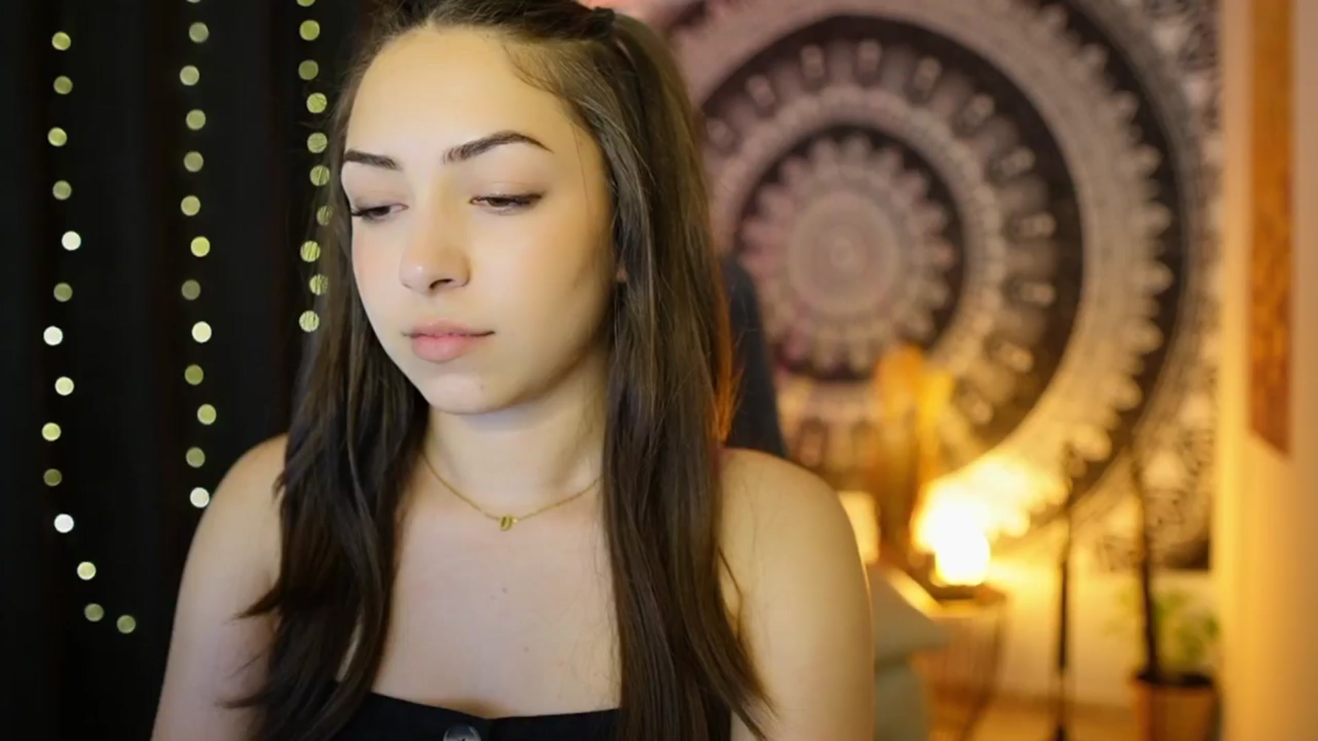 Gallery image thumbnail from Briar__Rose's myfreecams stream on, 06/06/2024, 16:38 image 6 of 20