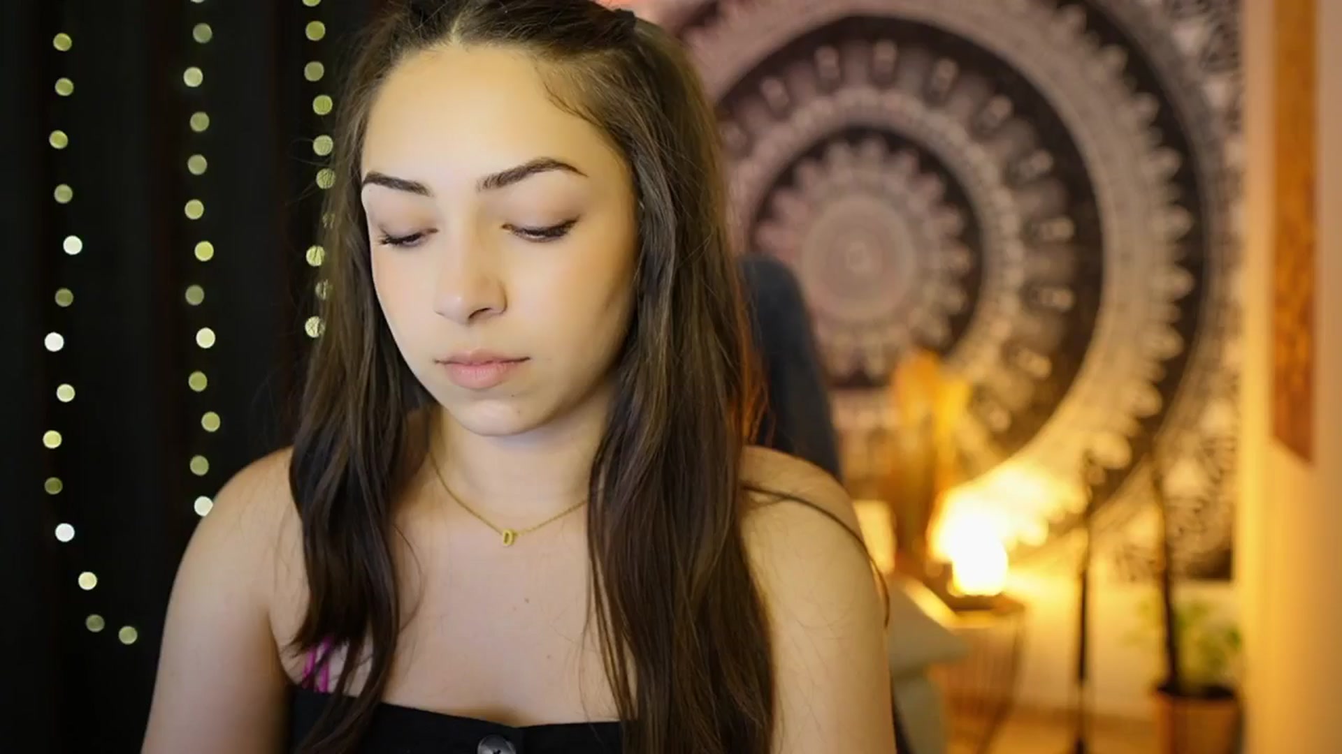 Gallery image thumbnail from Briar__Rose's myfreecams stream on, 06/06/2024, 17:58 image 1 of 20
