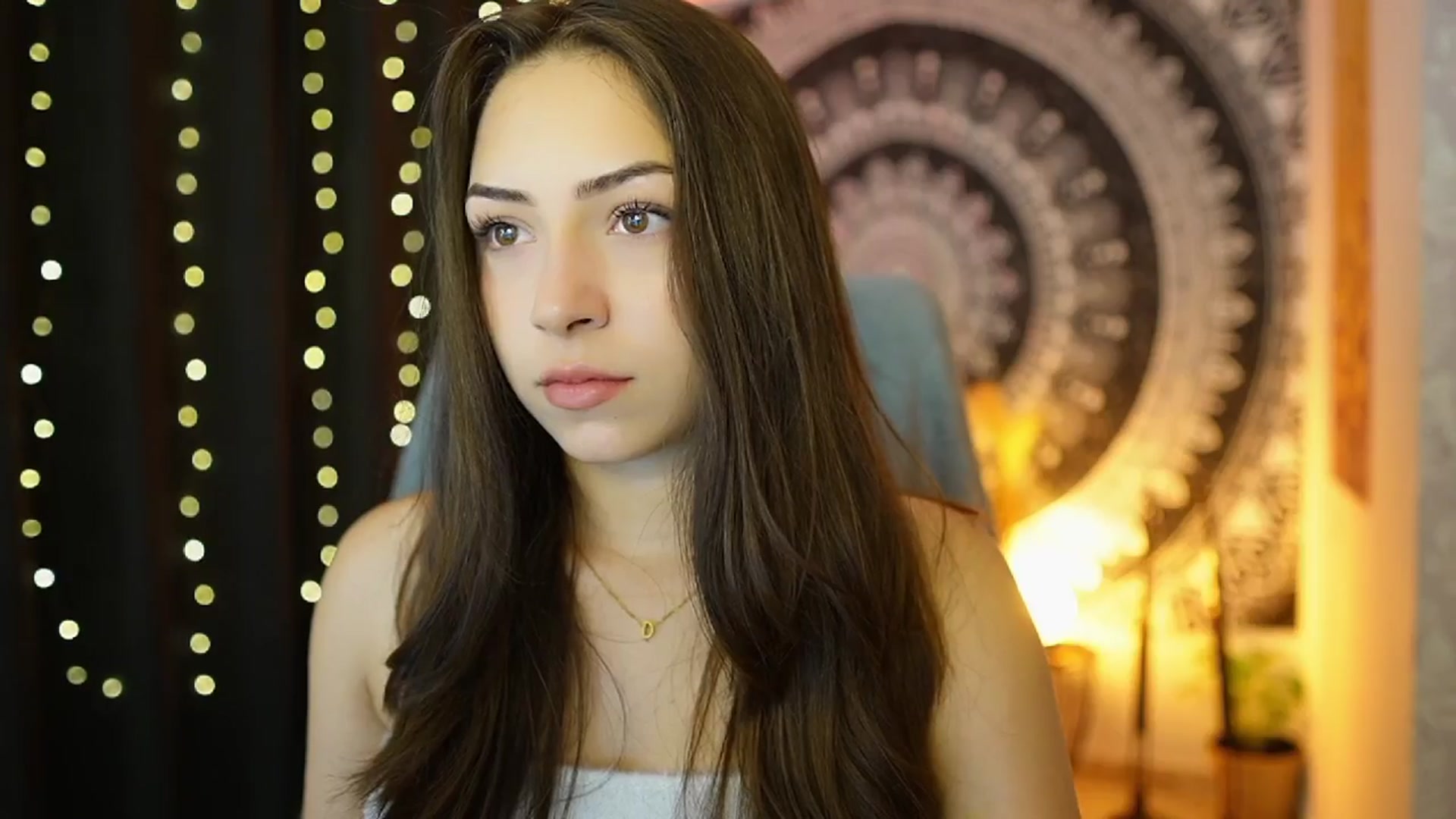 Gallery image thumbnail from Briar__Rose's myfreecams stream on, 06/12/2024, 14:11 image 5 of 20