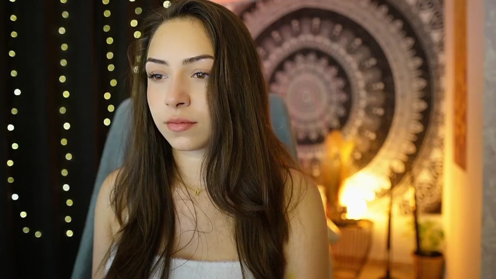 Gallery image thumbnail from Briar__Rose's myfreecams stream on, 06/12/2024, 14:11 image 19 of 20