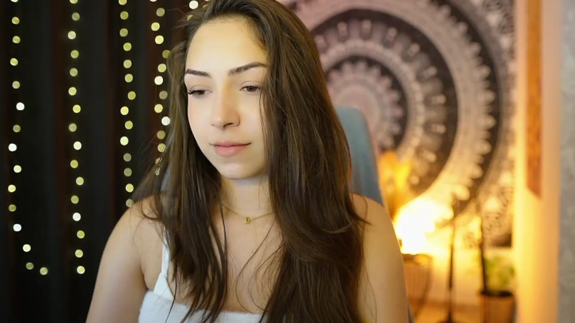 Gallery image thumbnail from Briar__Rose's myfreecams stream on, 06/12/2024, 16:38 image 8 of 20