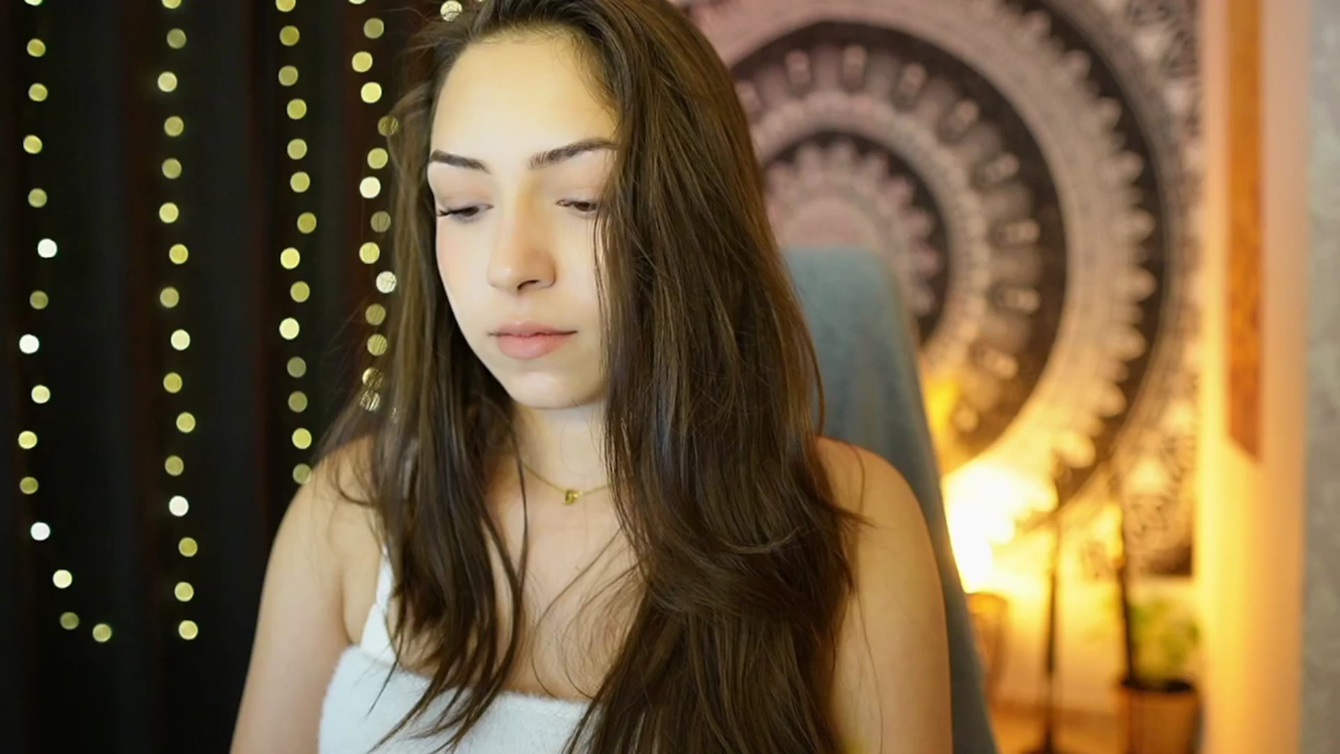 Gallery image thumbnail from Briar__Rose's myfreecams stream on, 06/12/2024, 16:38 image 16 of 20