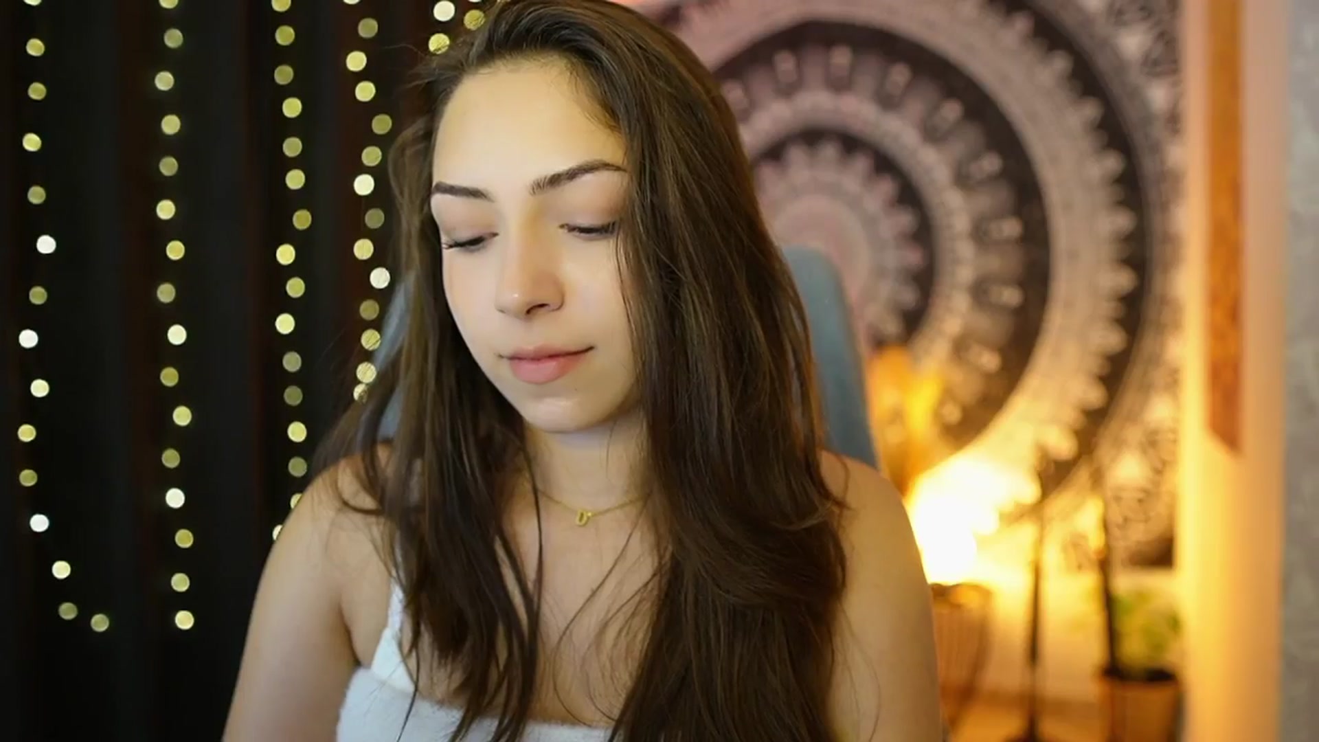 Gallery image thumbnail from Briar__Rose's myfreecams stream on, 06/12/2024, 16:38 image 6 of 20