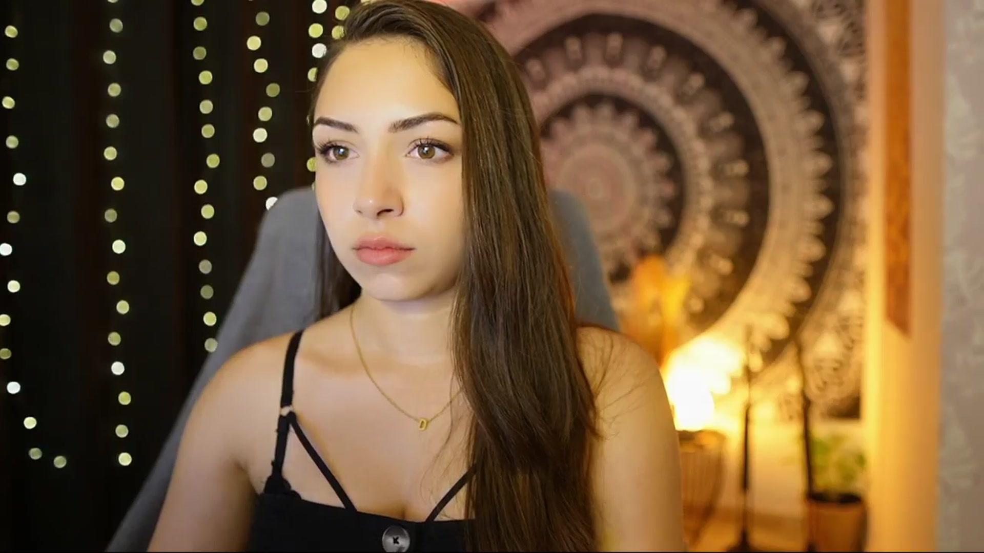 Gallery image thumbnail from Briar__Rose's myfreecams stream on, 06/13/2024, 17:34 image 4 of 20