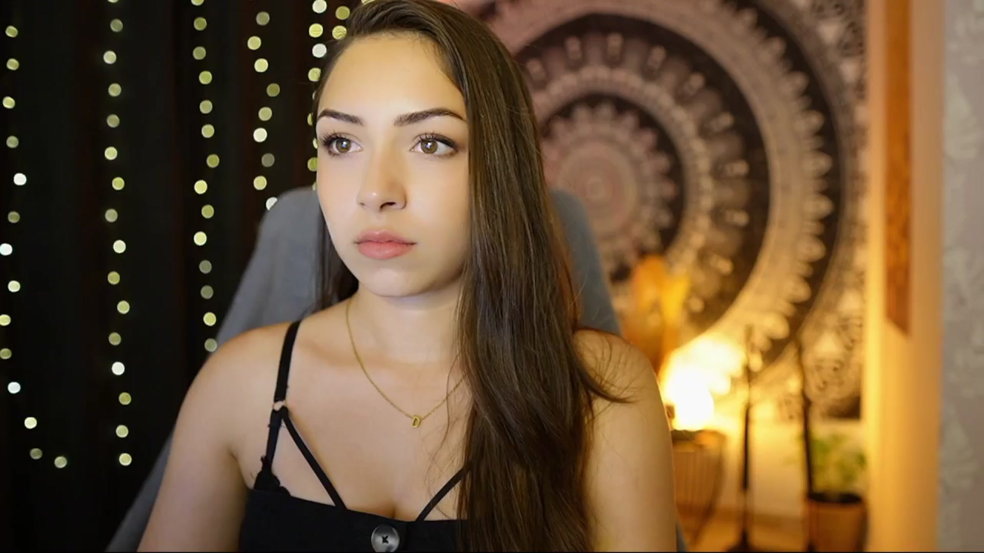 Gallery image thumbnail from Briar__Rose's myfreecams stream on, 06/13/2024, 17:34 image 1 of 20