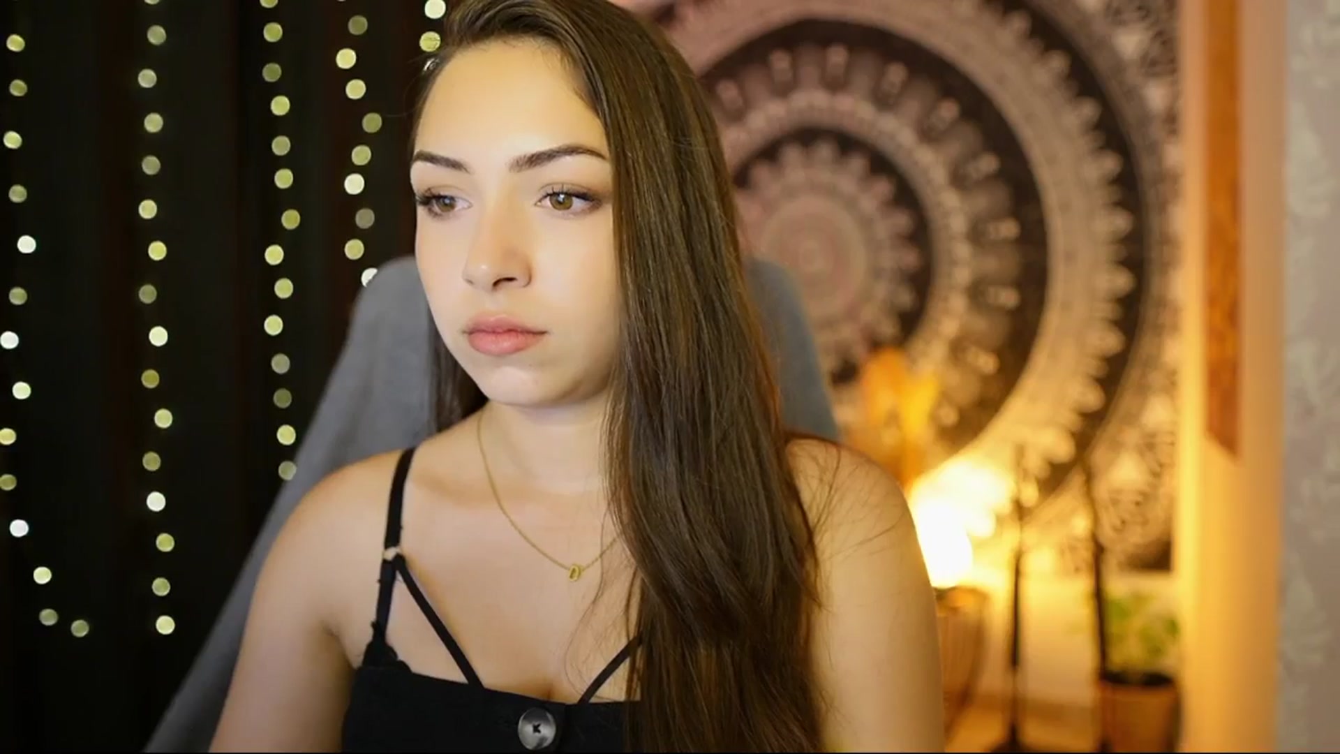 Gallery image thumbnail from Briar__Rose's myfreecams stream on, 06/13/2024, 17:34 image 5 of 20