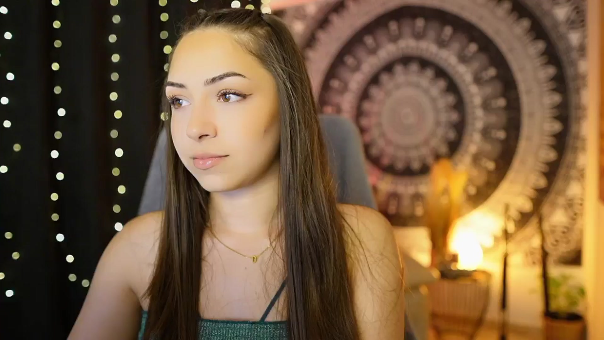 Gallery image thumbnail from Briar__Rose's myfreecams stream on, 06/14/2024, 13:35 image 5 of 20