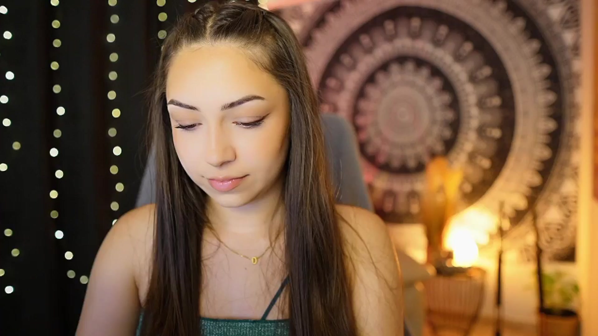 Gallery image thumbnail from Briar__Rose's myfreecams stream on, 06/14/2024, 13:35 image 11 of 20