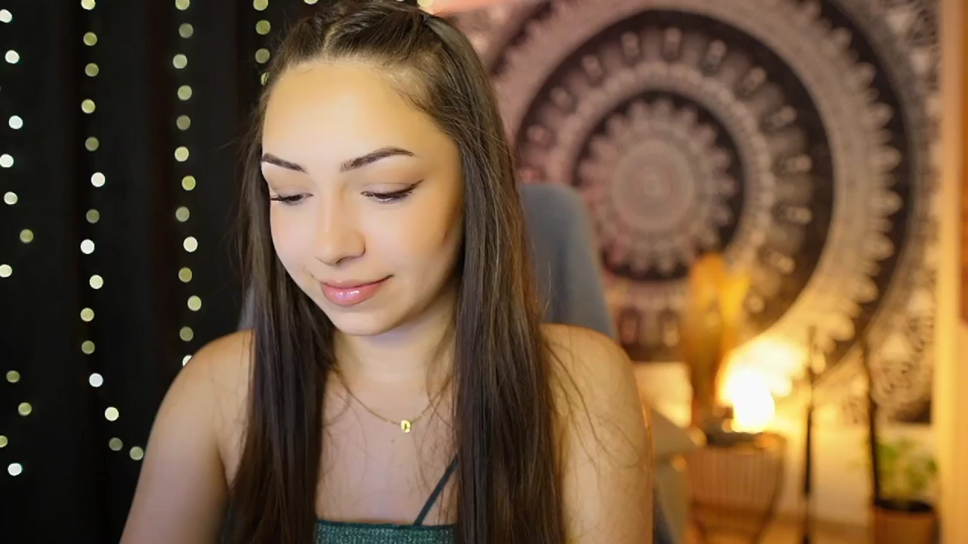 Gallery image thumbnail from Briar__Rose's myfreecams stream on, 06/14/2024, 13:35 image 7 of 20