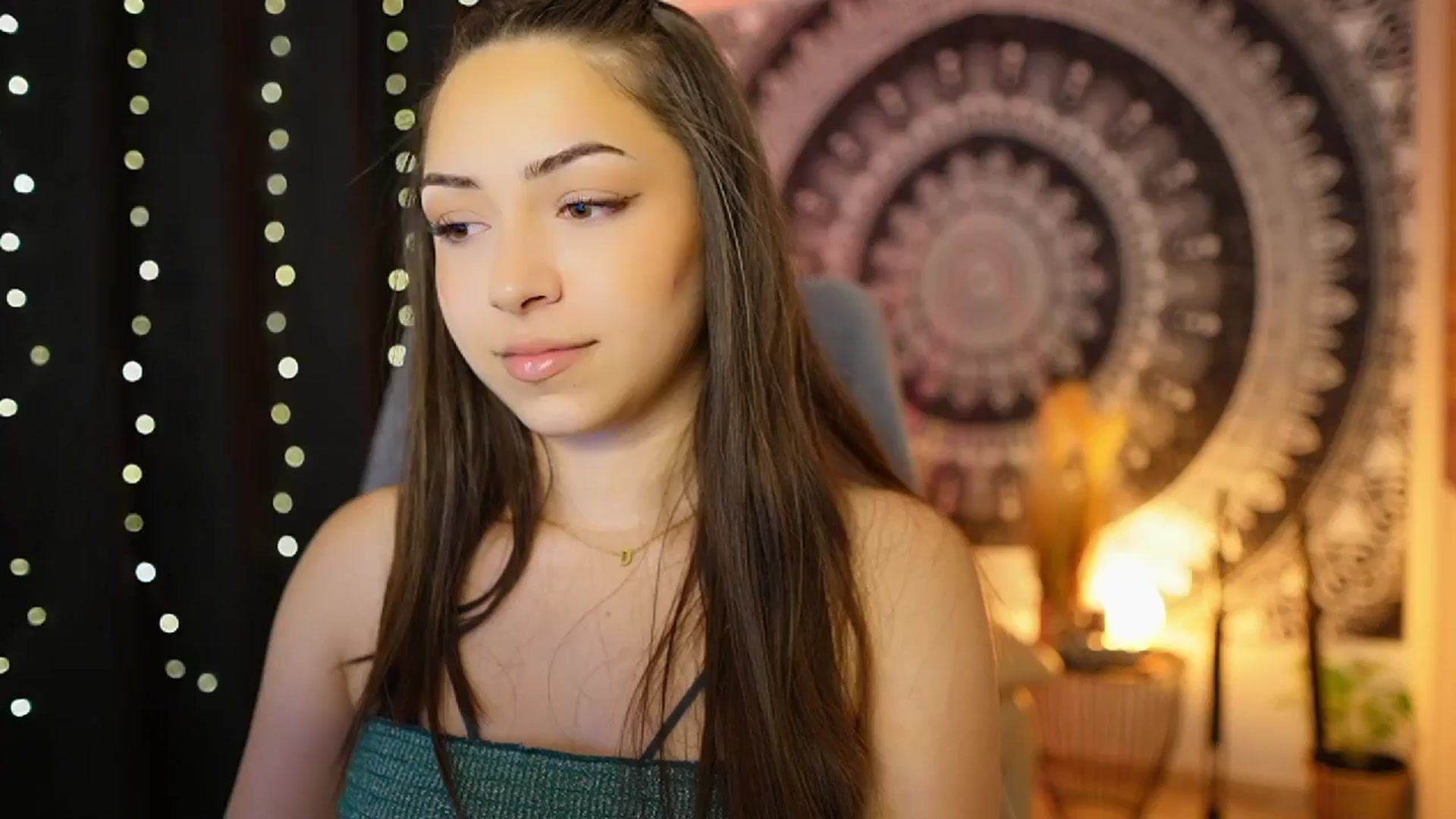 Gallery image thumbnail from Briar__Rose's myfreecams stream on, 06/14/2024, 15:20 image 18 of 20