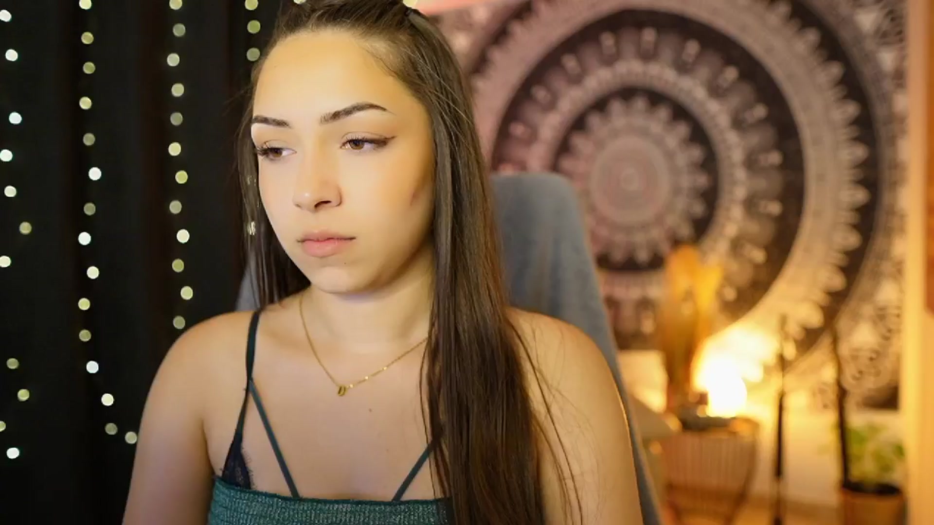 Gallery image thumbnail from Briar__Rose's myfreecams stream on, 06/14/2024, 17:43 image 9 of 20