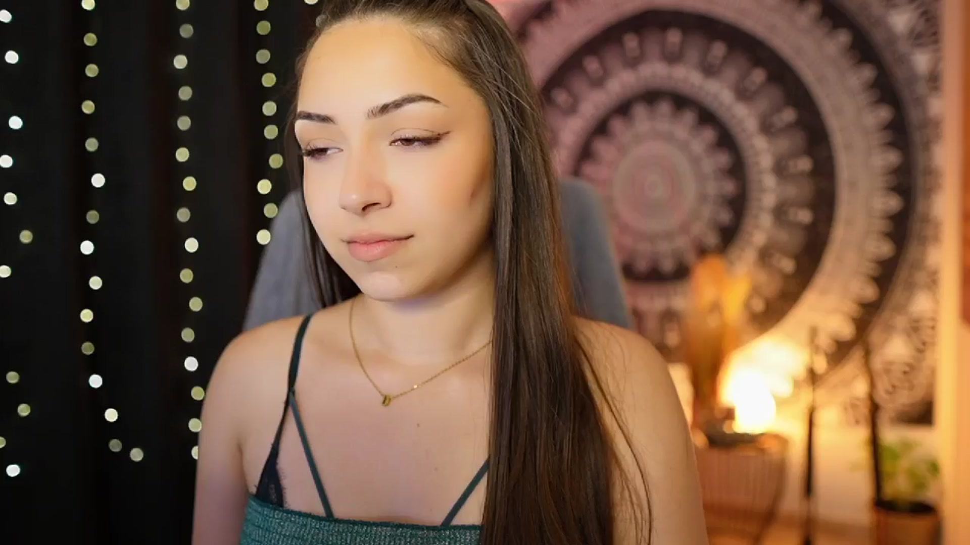 Gallery image thumbnail from Briar__Rose's myfreecams stream on, 06/14/2024, 17:43 image 4 of 20
